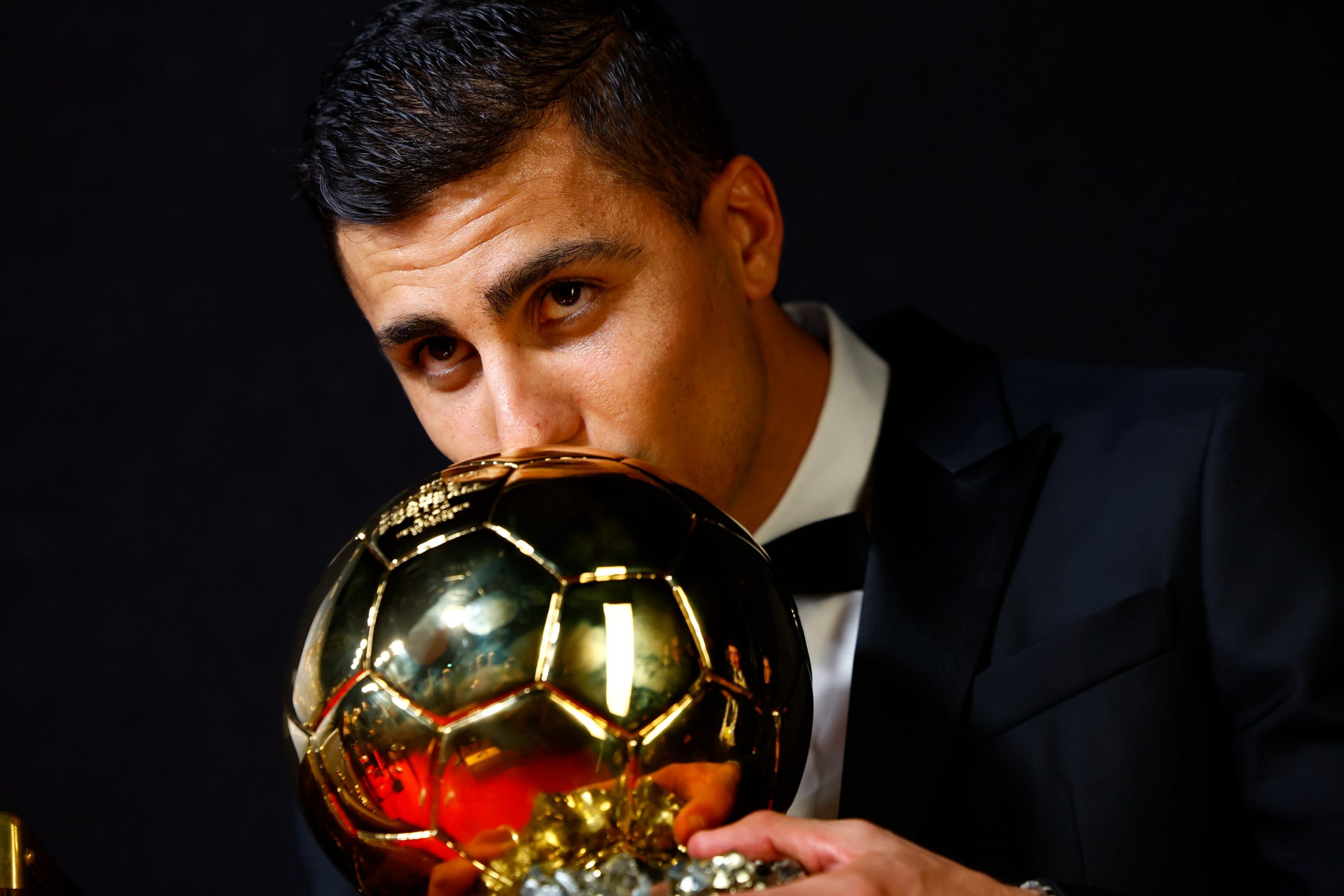Soccer Star's HD Wallpaper & Ballon d