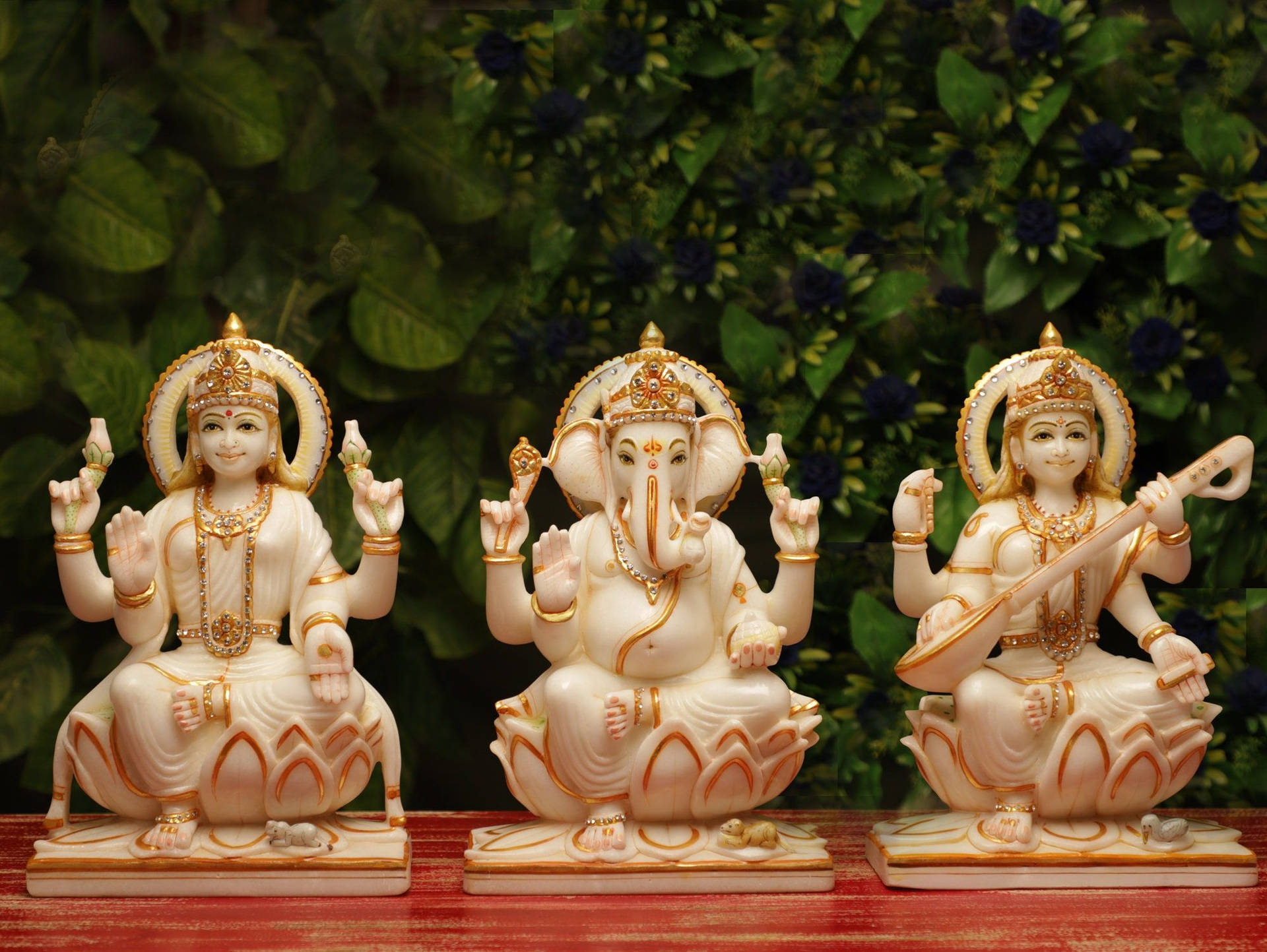 Laxmi Ganesh Saraswati Wallpaper