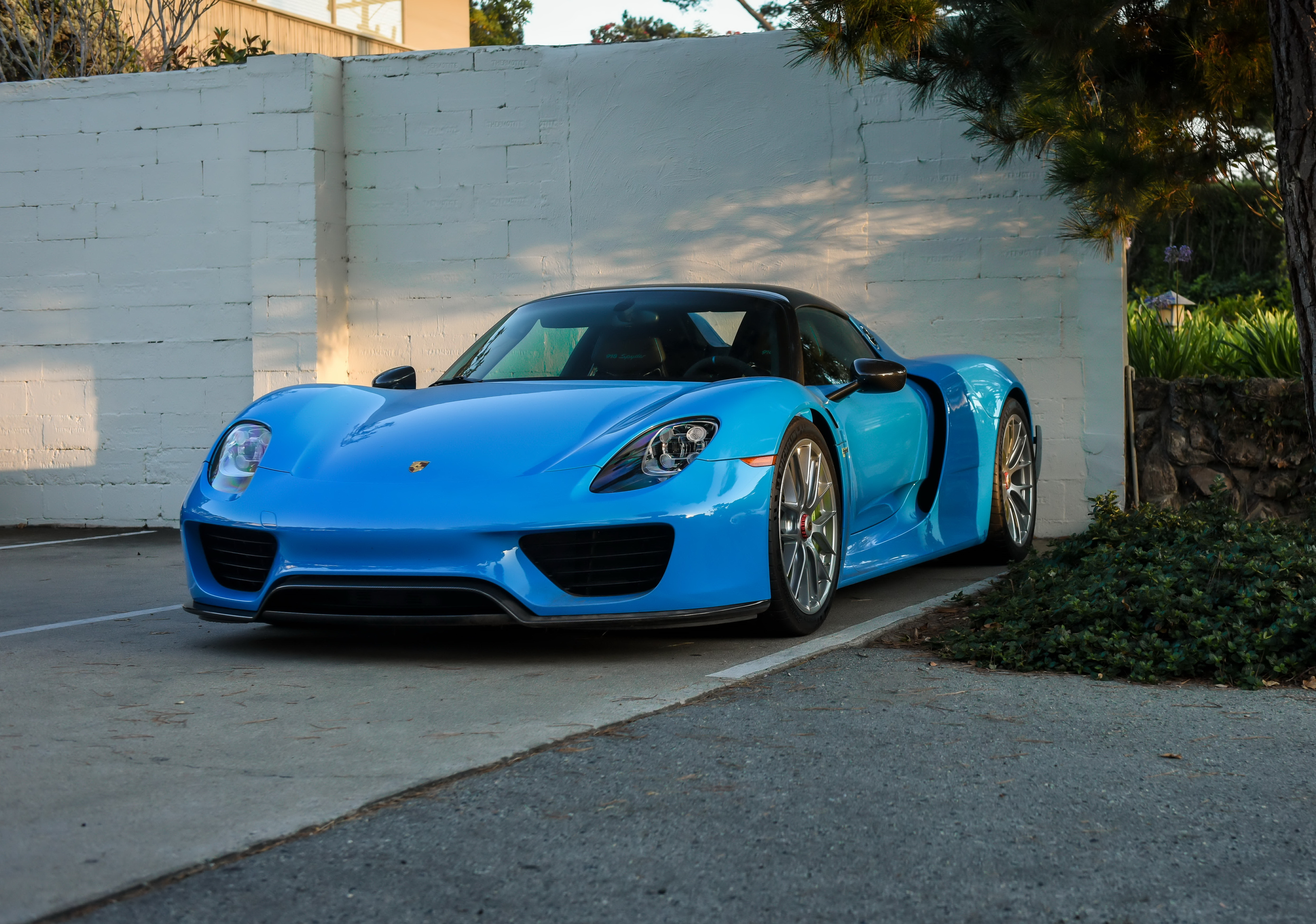 Porsche 918 Spyder: Stunning 4K Ultra
