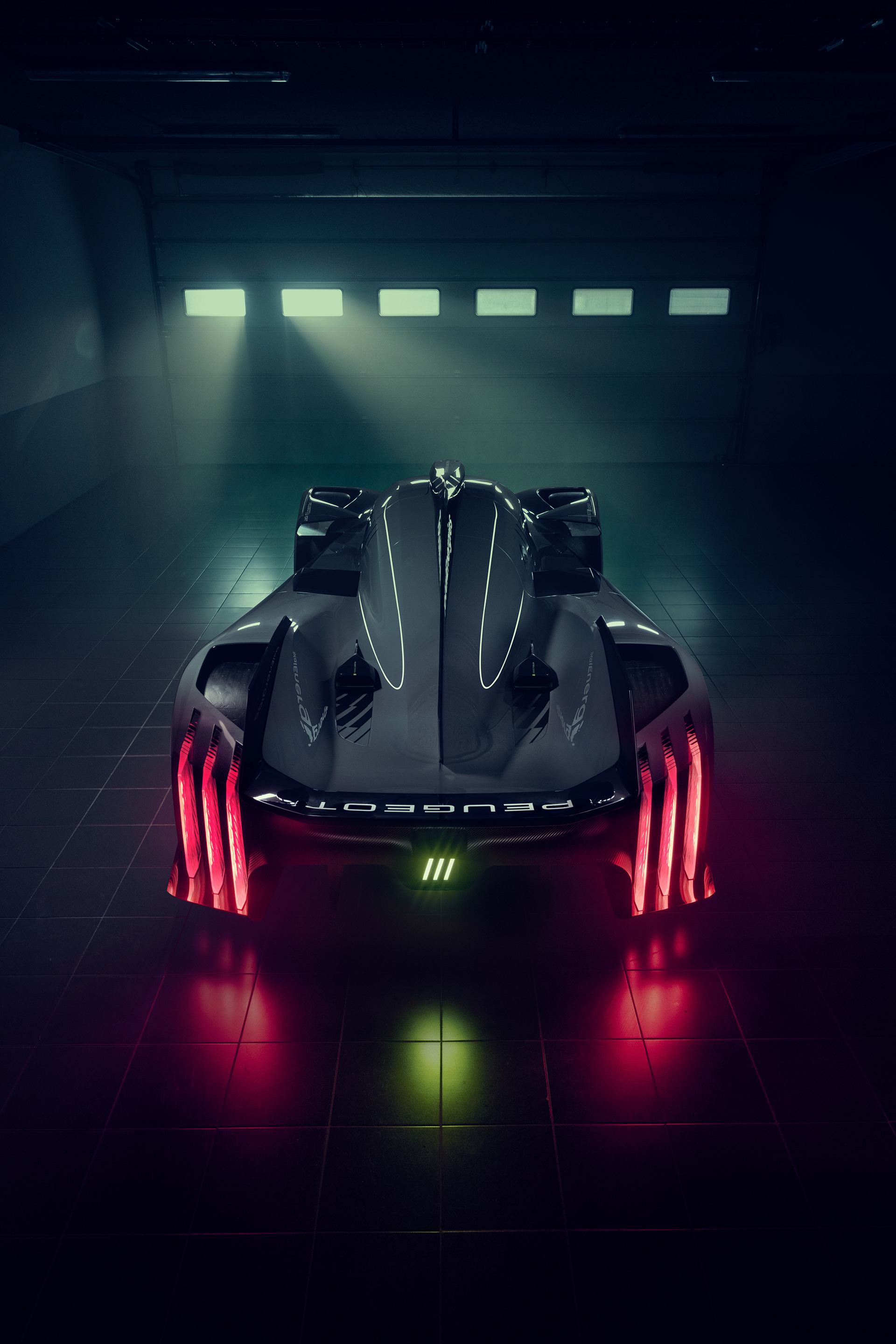 Reveal of the Peugeot's hypercar: 9X8