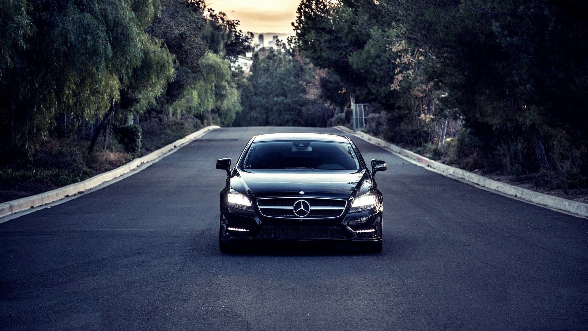 Mercedes Benz CLS Wallpaper 66 Image