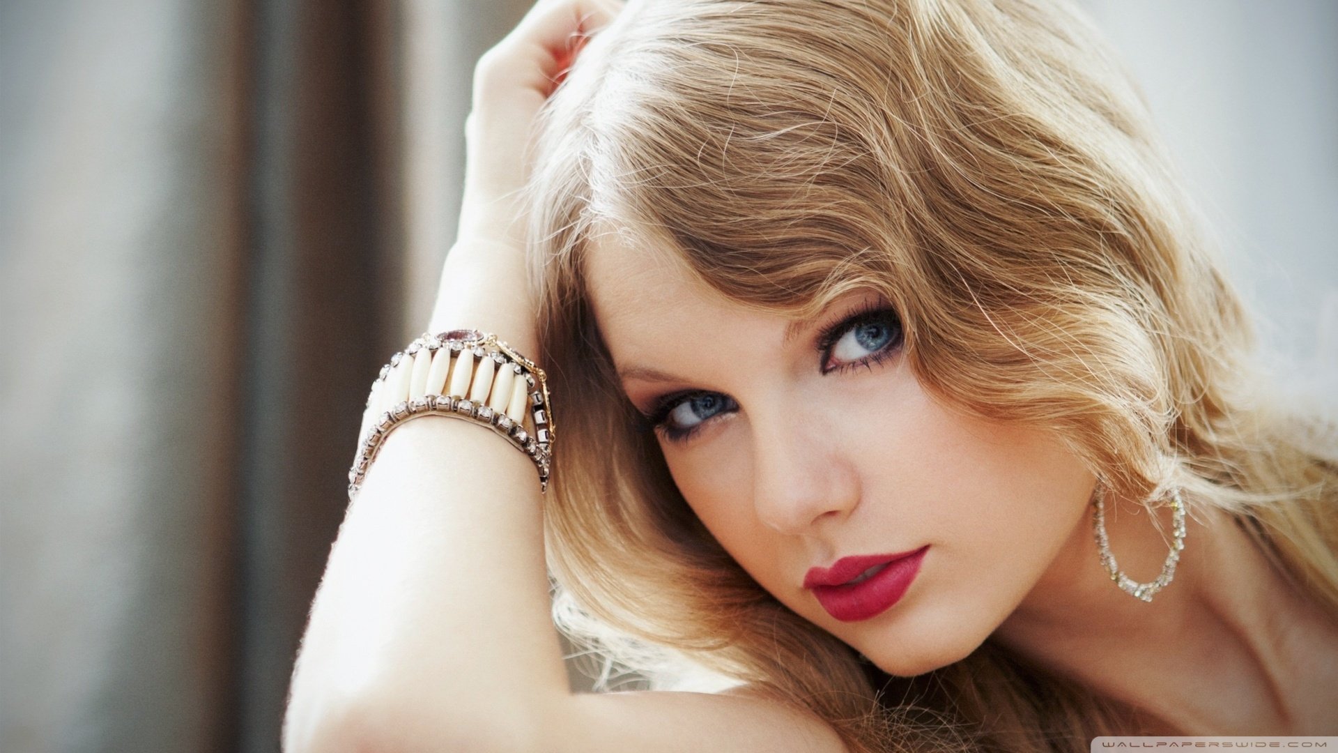 Download Music Taylor Swift HD Wallpaper
