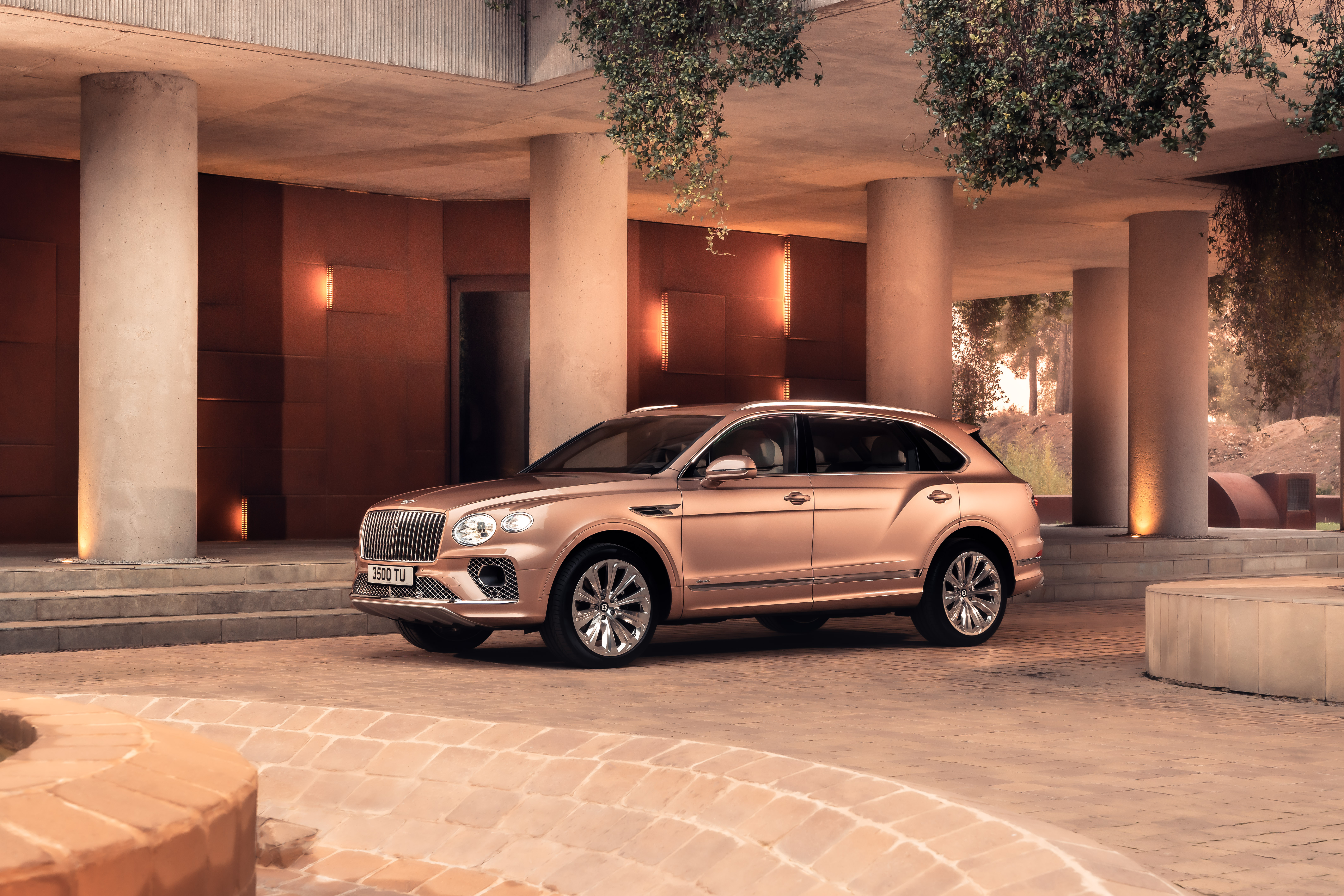 Download Vehicle Bentley Bentayga EWB