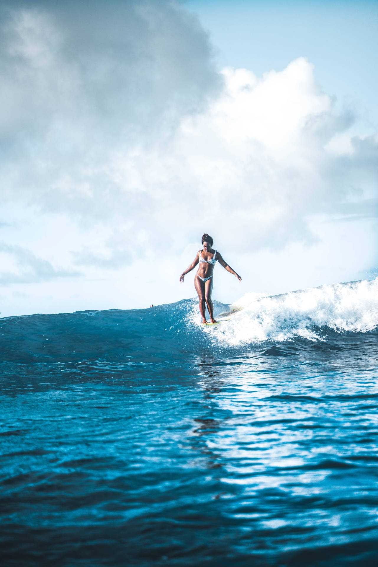 Cool iPhone Female Surfer Wallpaper