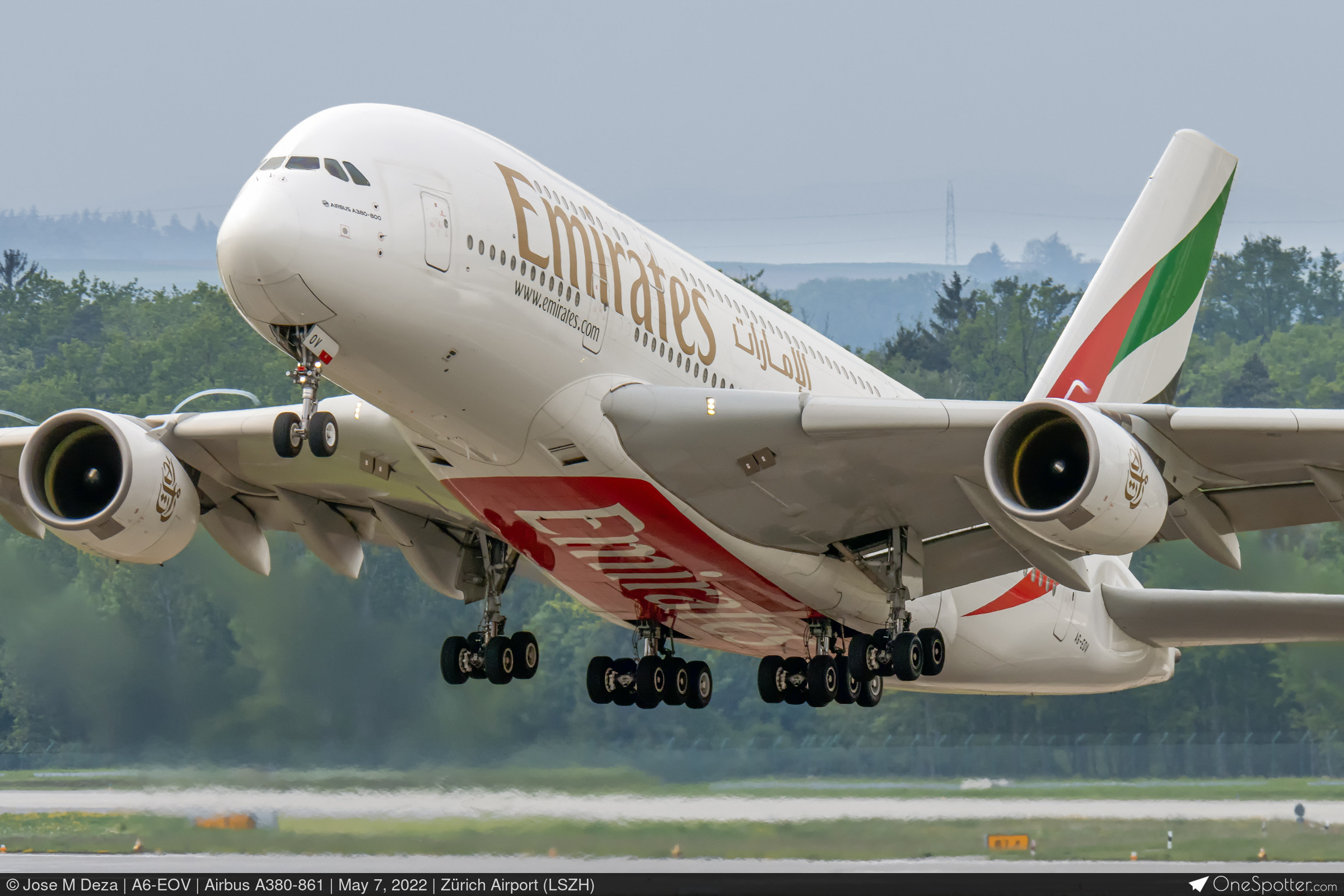 A6 EOV A380 861, Emirates