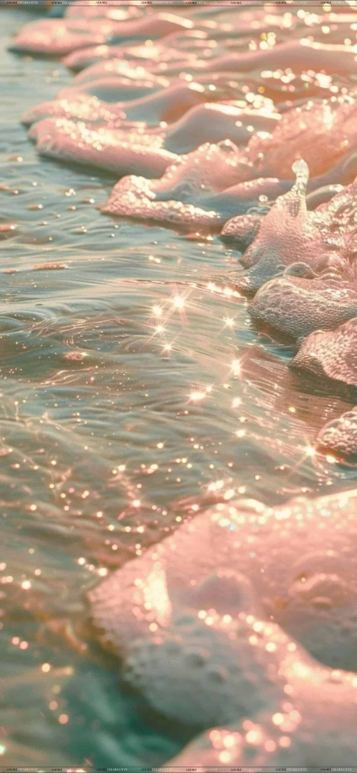 FREE Aesthetic Glitter Water Phone