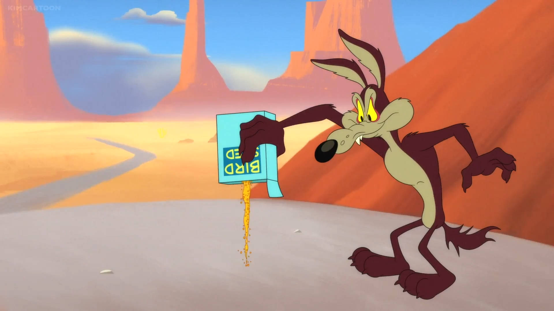 Download Wile E Coyote With Bird Seed