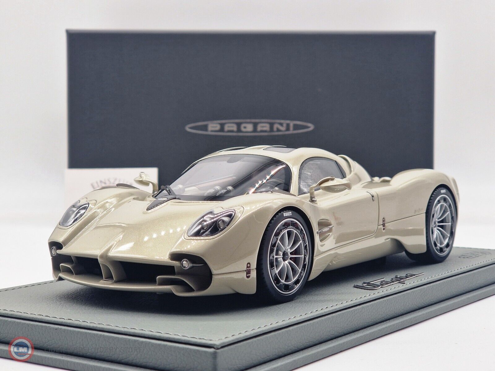 BBR:18 2022 Pagani UTOPIA / LIGHT