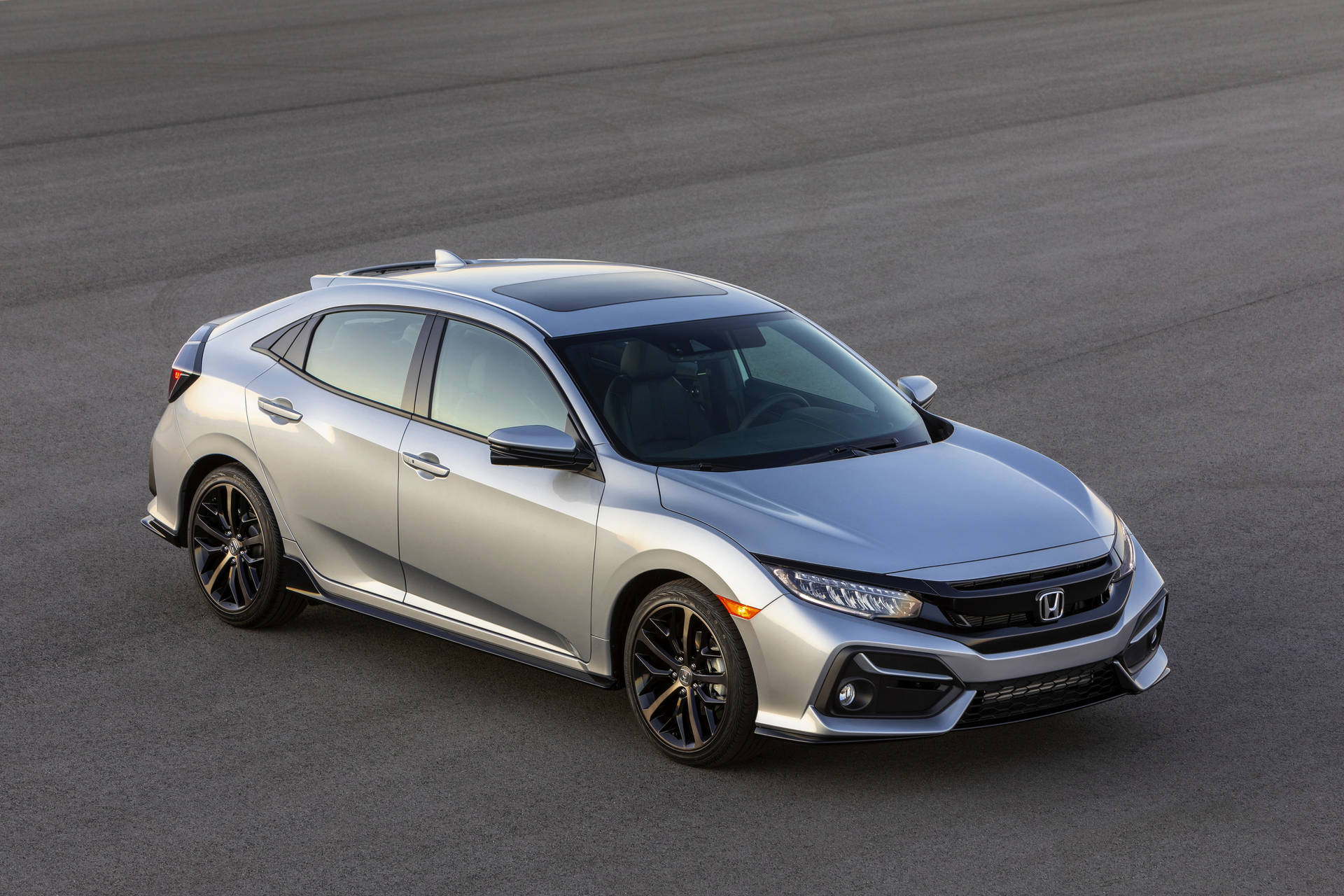 High Definition 4k Silver Honda Civic