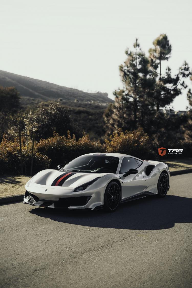 20' 488 Pista with TAG Painted Parts