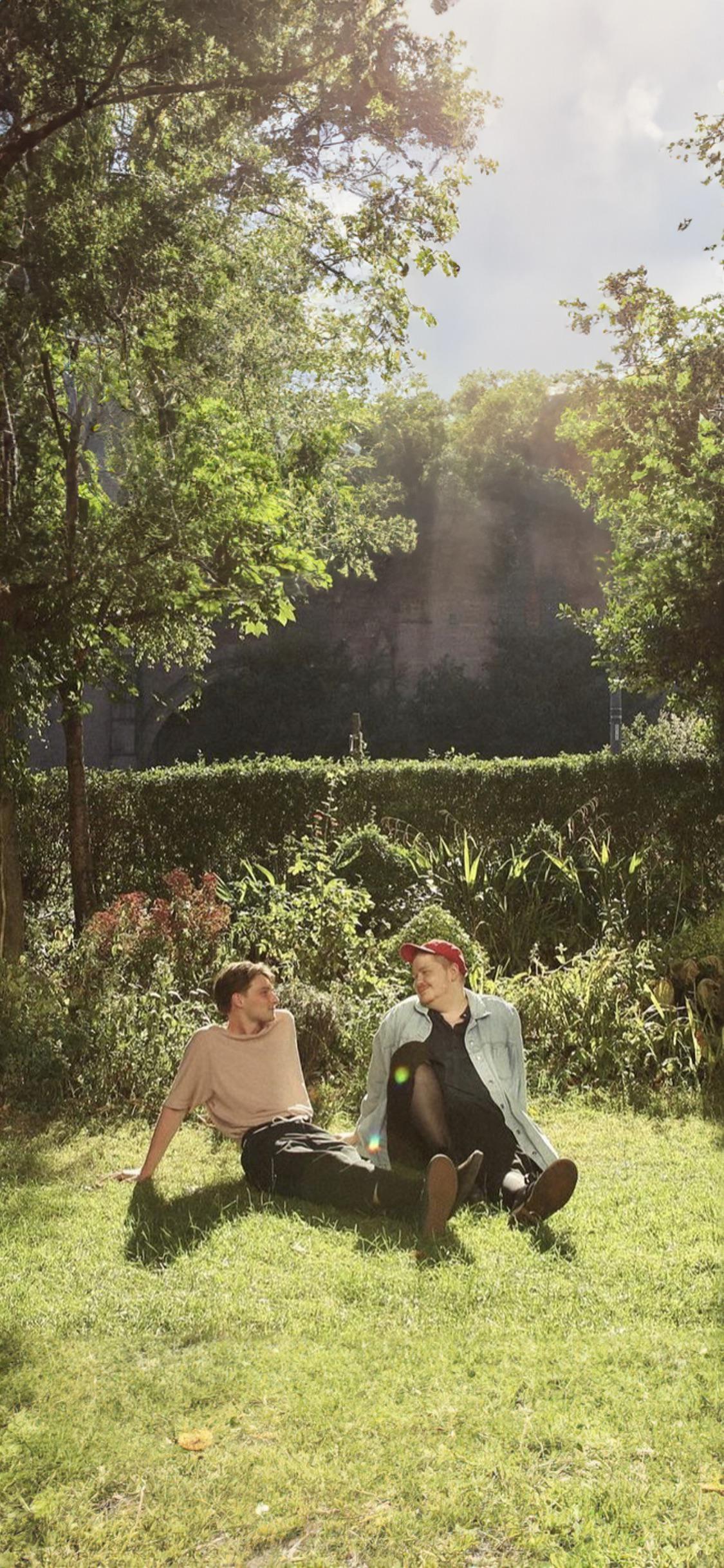 Her's Wallpaper for Phone, r