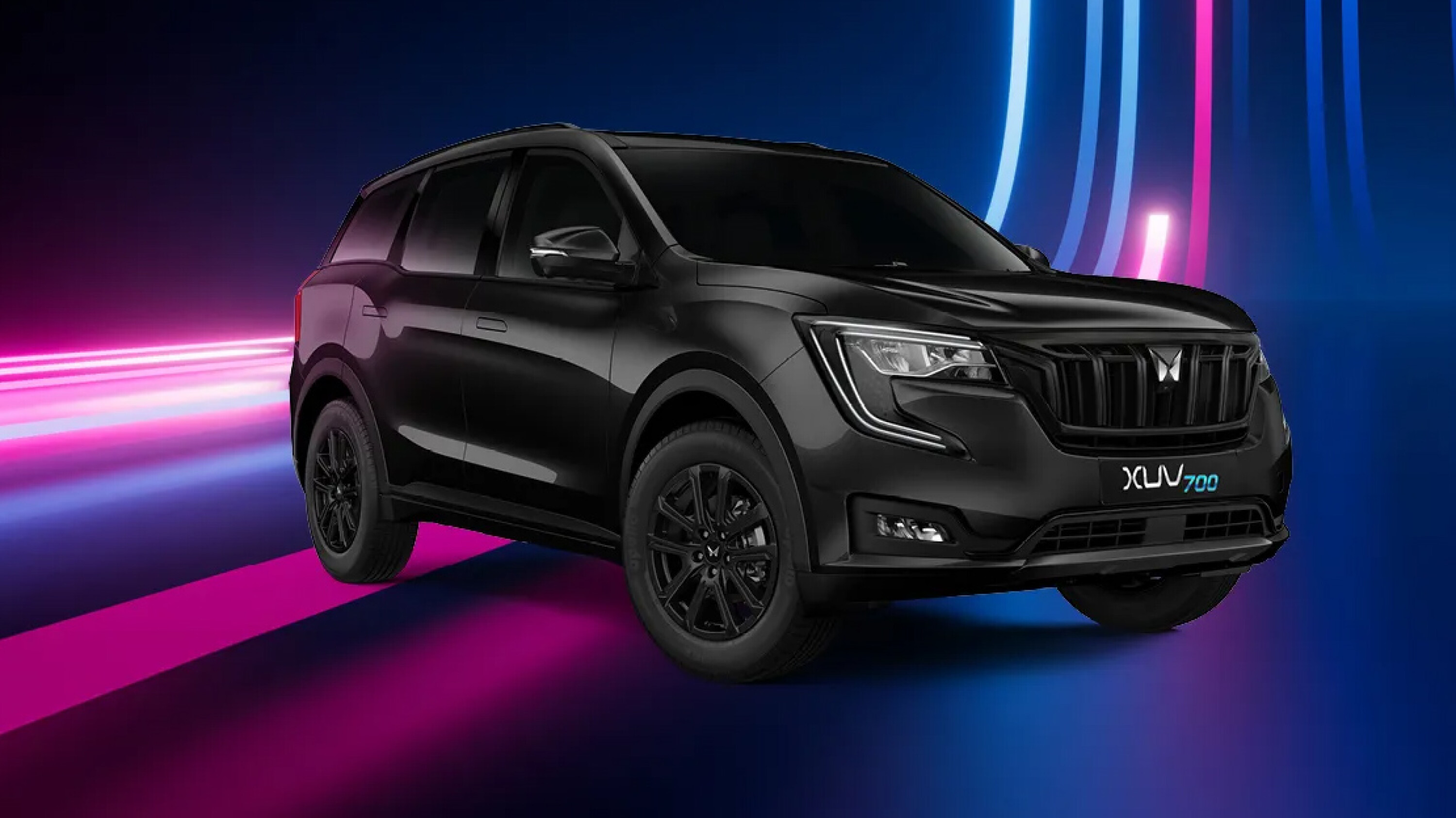 Mahindra XUV700. News, Reviews