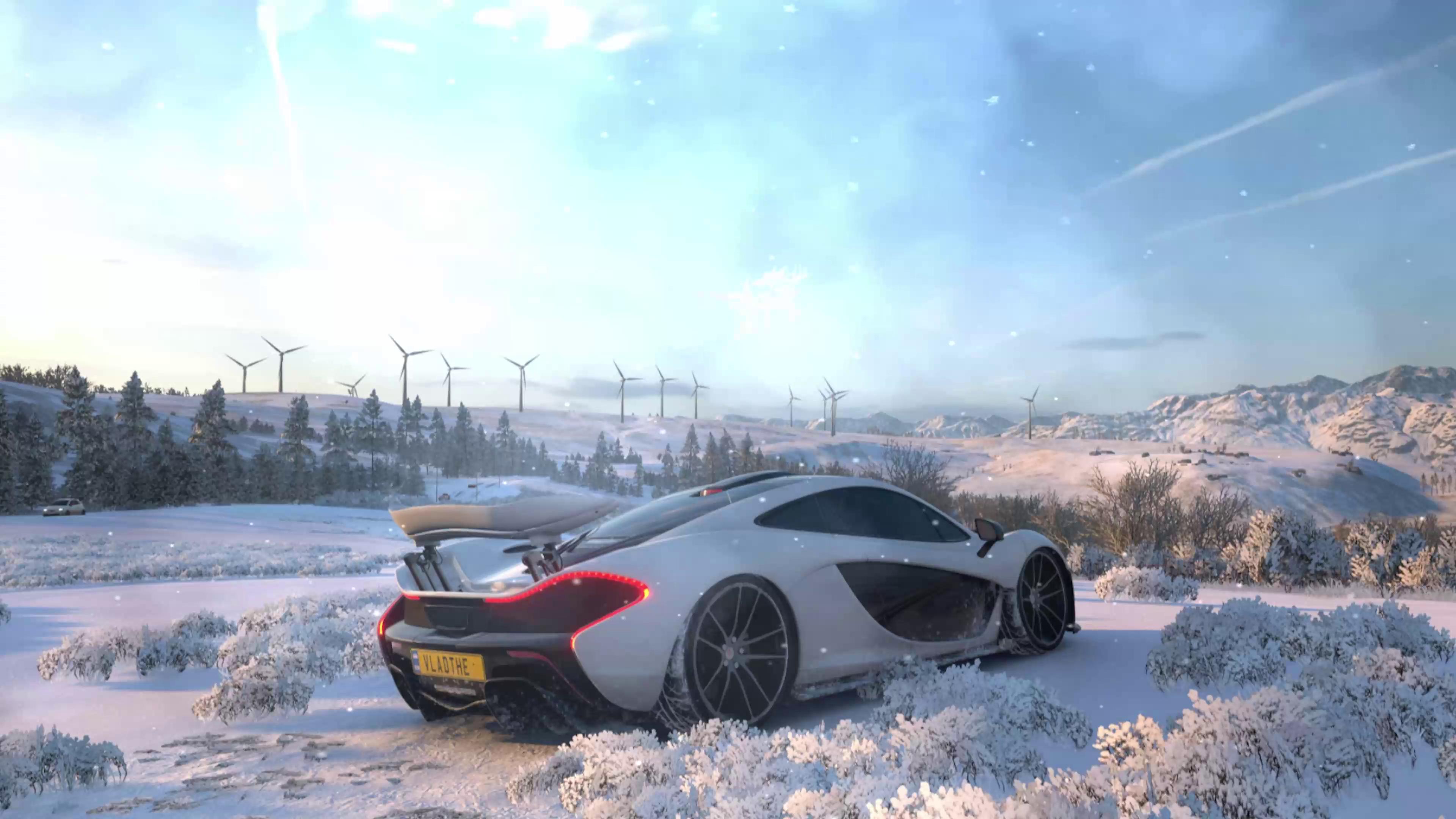 Forza Horizon 4 in Winter Live Wallpaper