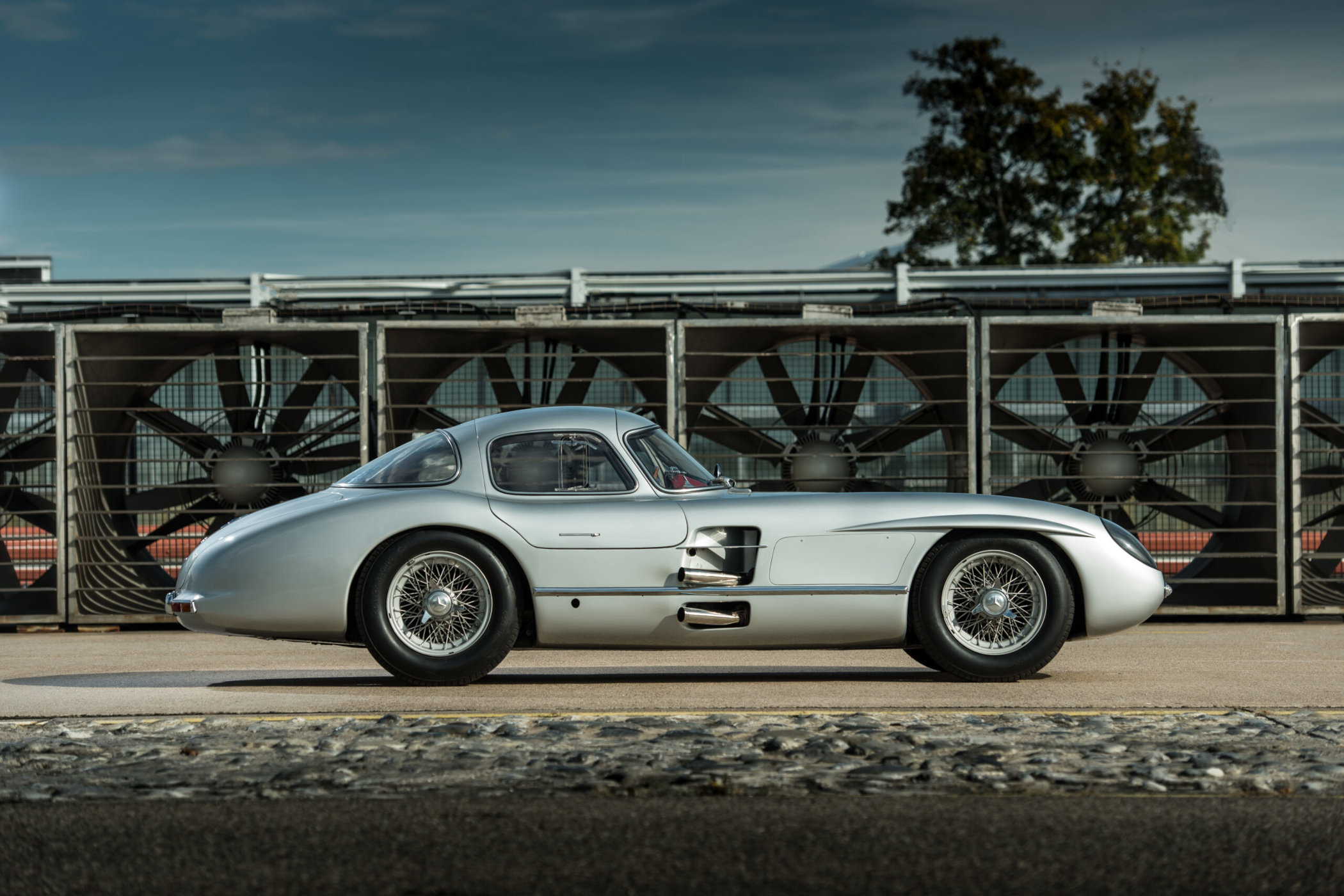 Mercedes Benz 300 SLR Uhlenhaut Coupe