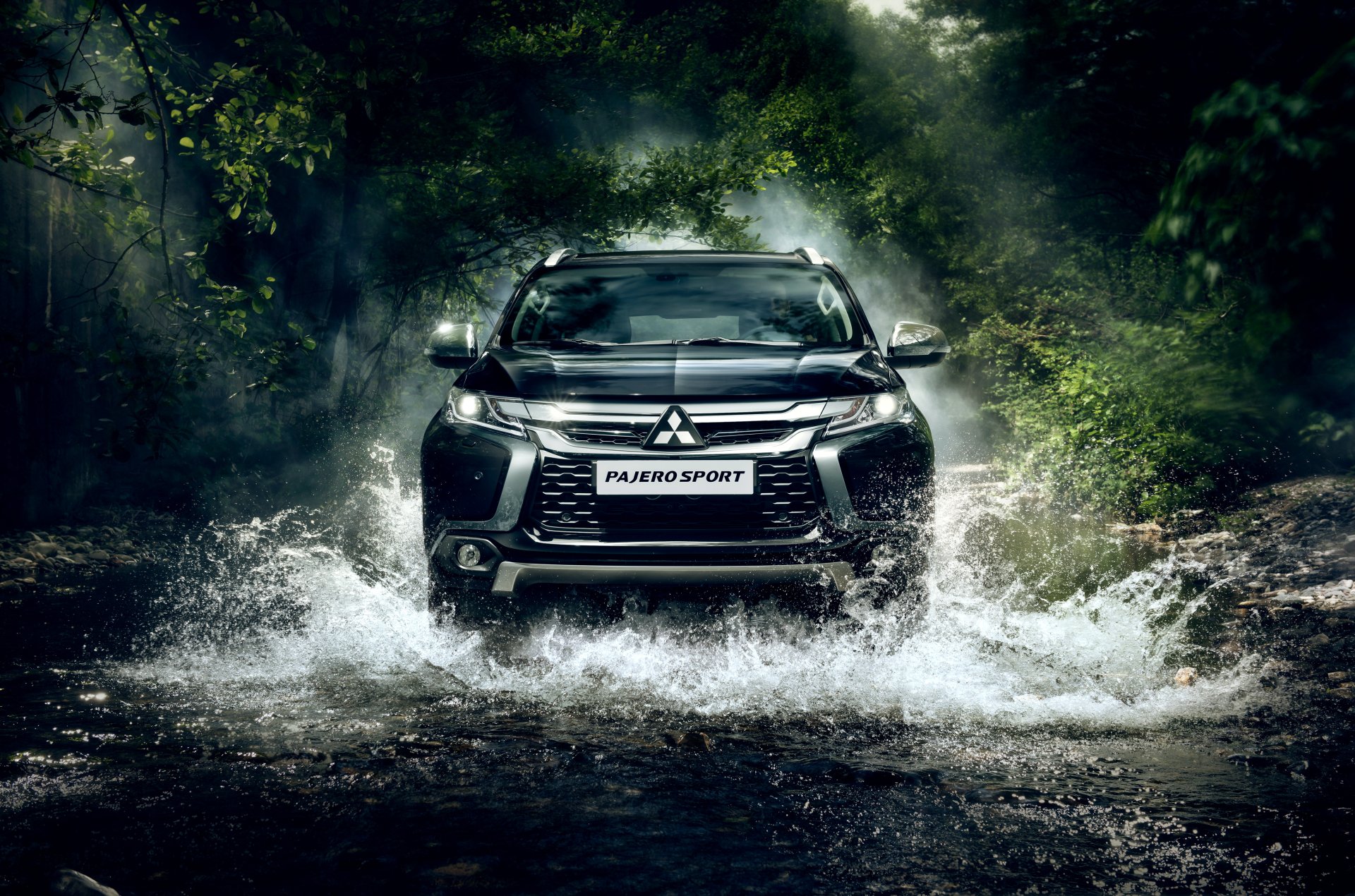 Download Car Black Car SUV Mitsubishi