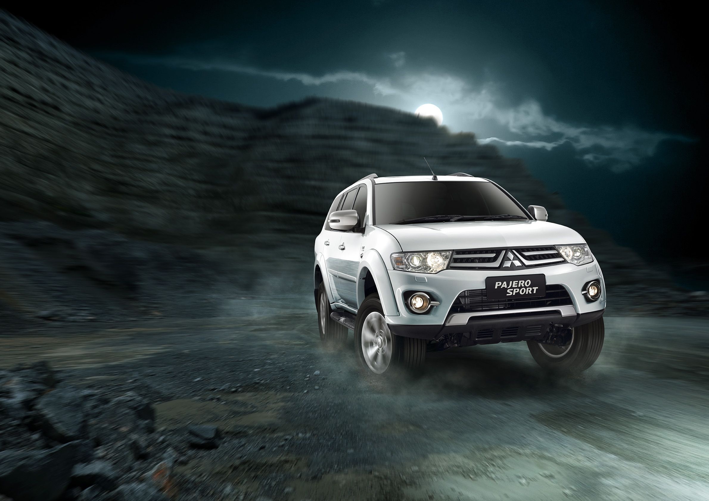 Mitsubishi Pajero Wallpaper