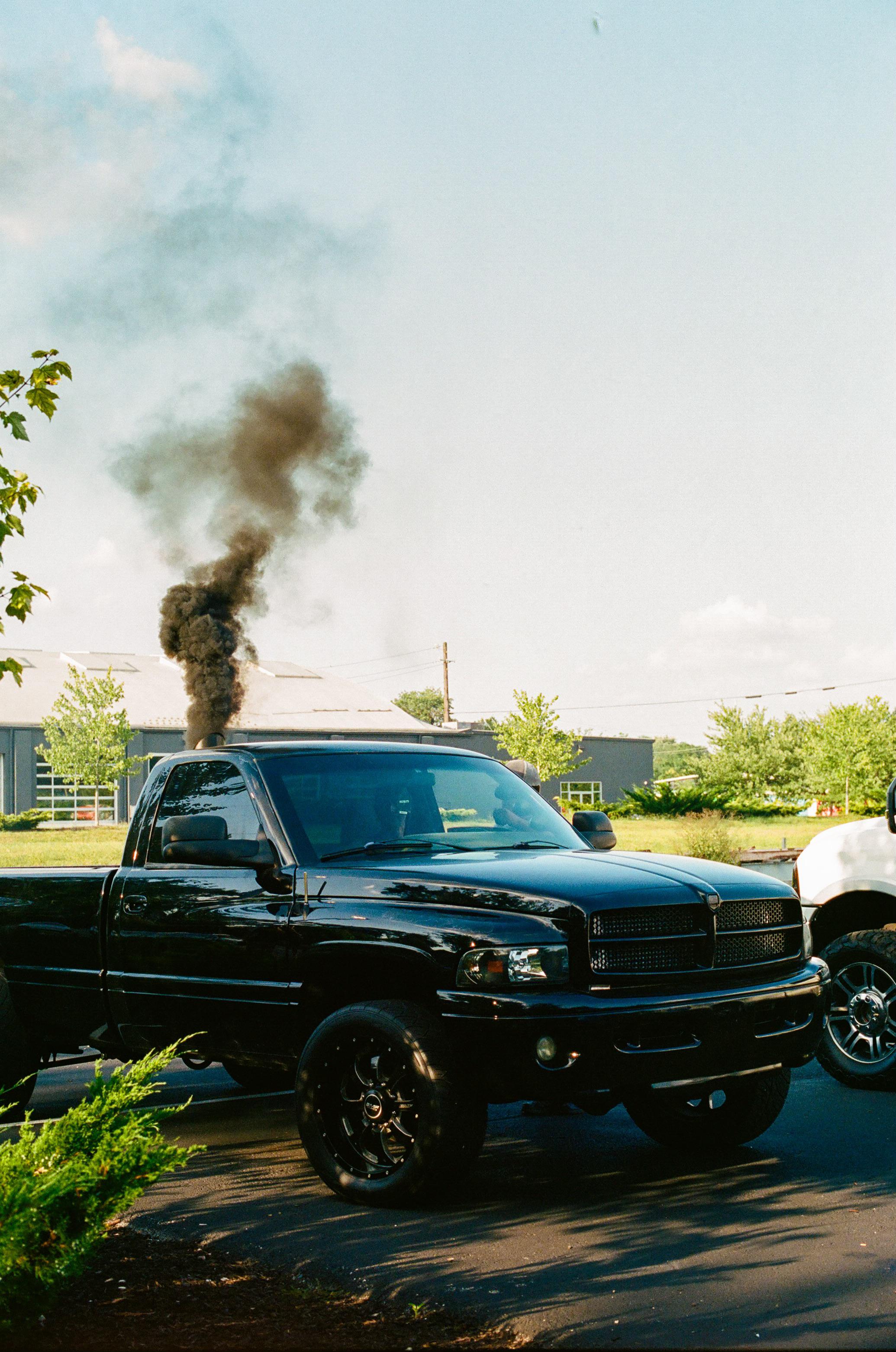 friends truck, 1000hp 12v
