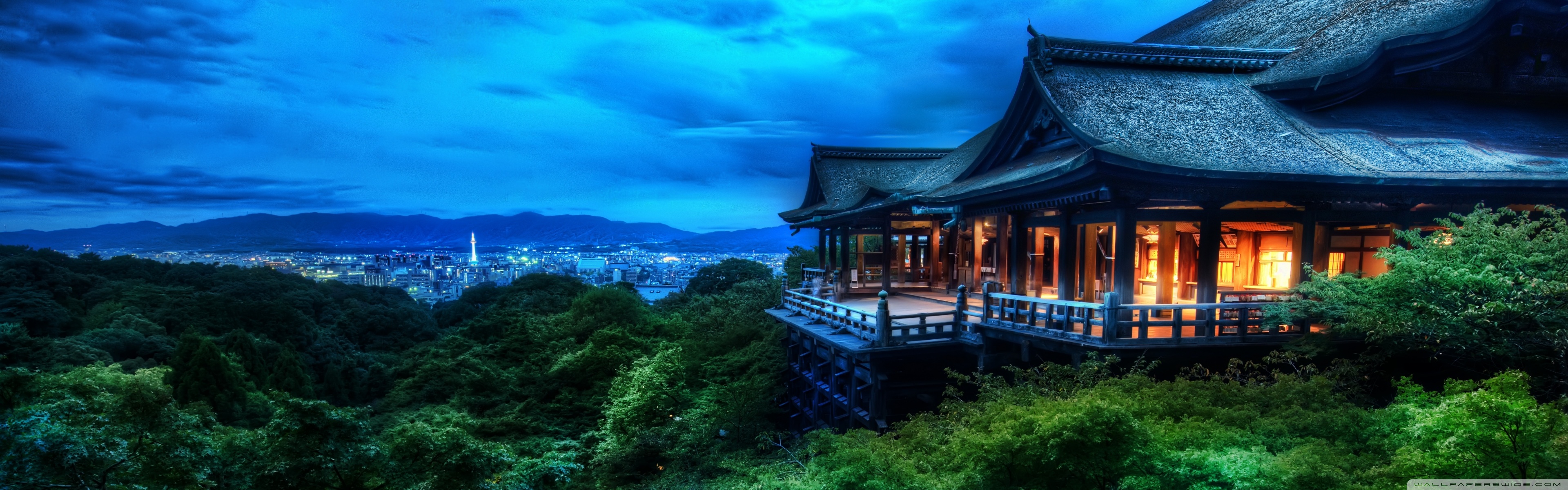 Kyoto, Japan At Night Ultra HD