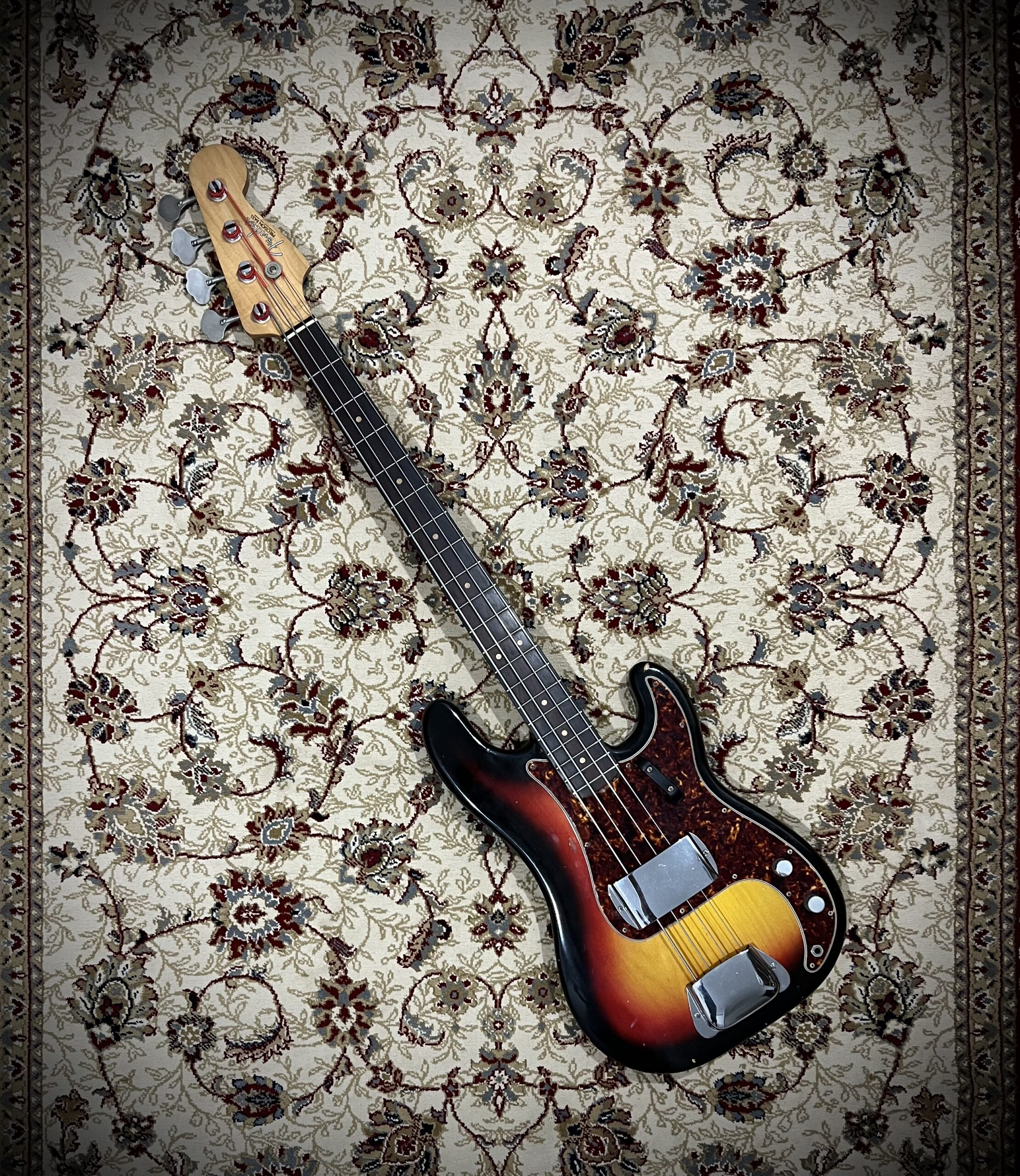 Fender Precision Bass in Amazing