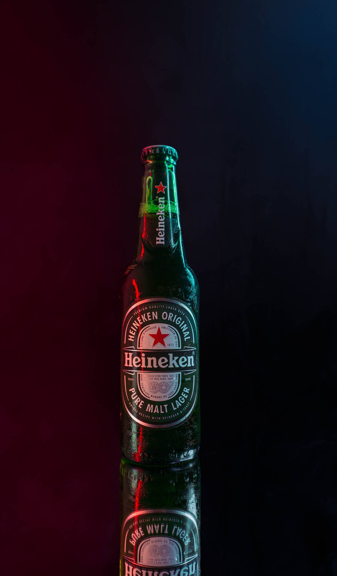 Download free Distinctive Heineken Beer