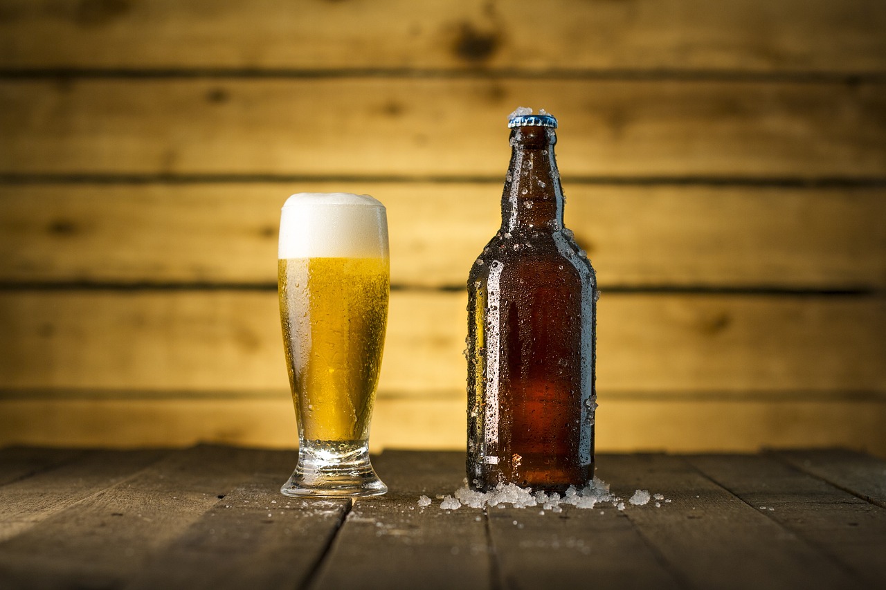 10,Free Craft Beer & Beer Image