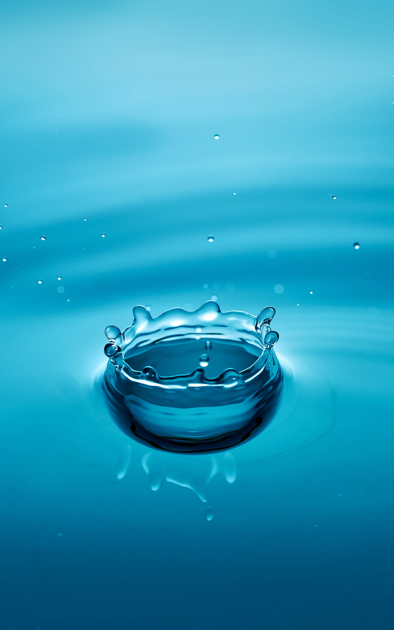 Water Drop iPhone Wallpaper
