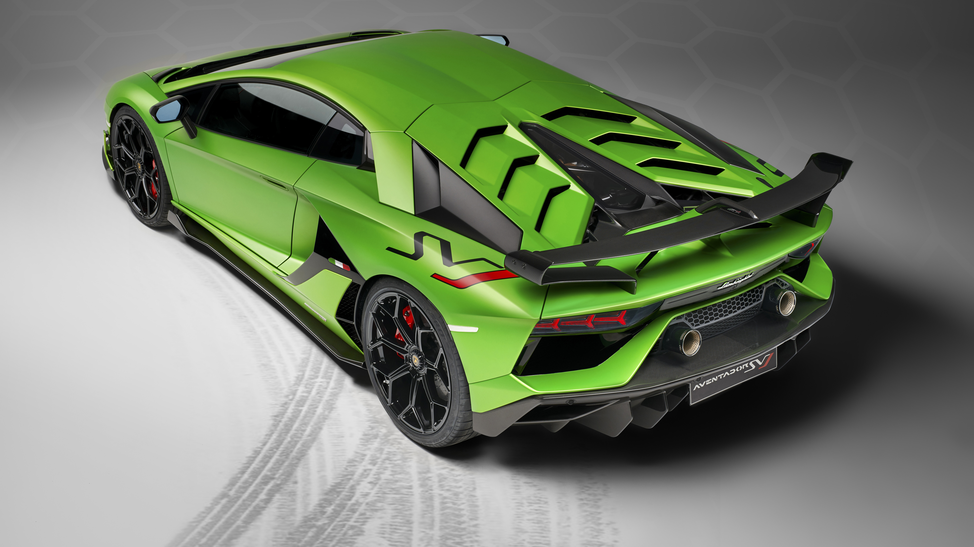 Lamborghini Aventador SVJ 4K 6