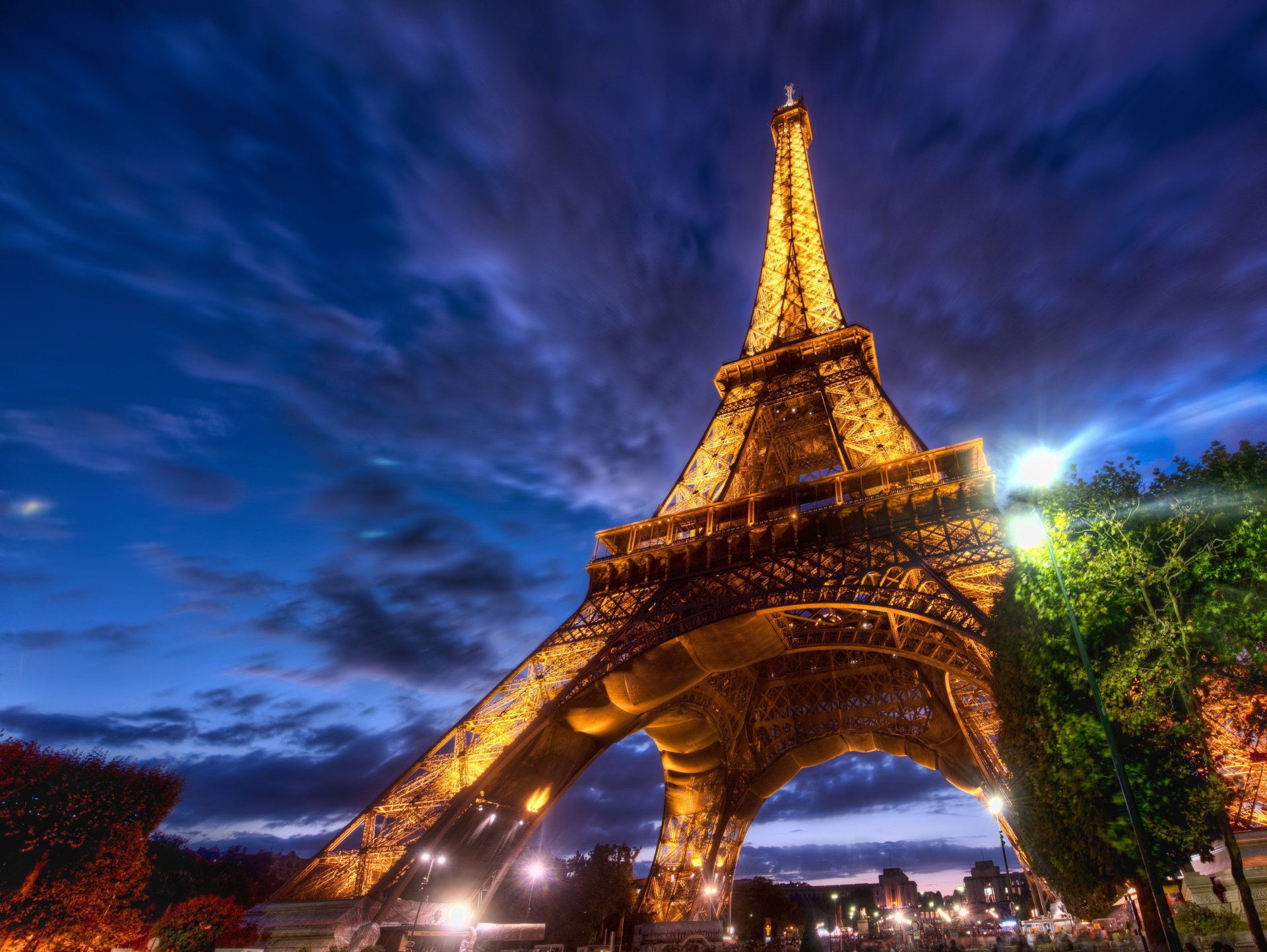 Illuminated Eiffel Tower in 4K Ultra HD
