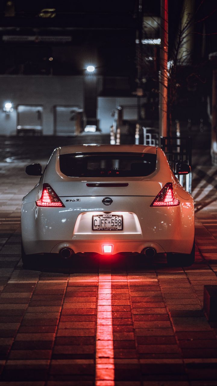 NISSAN 370Z WALLPAPER!
