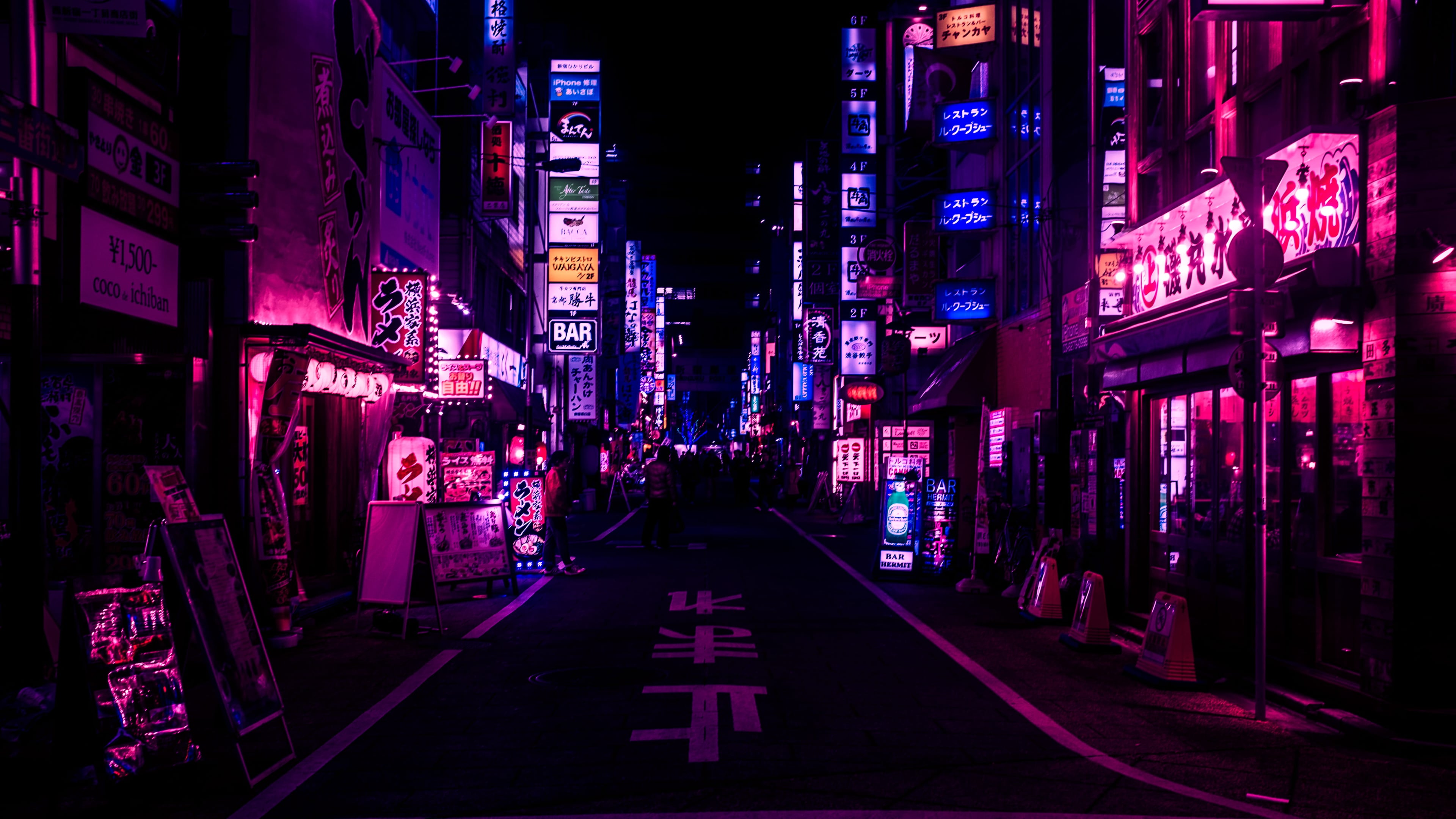 Street in japan. [3840x2160]
