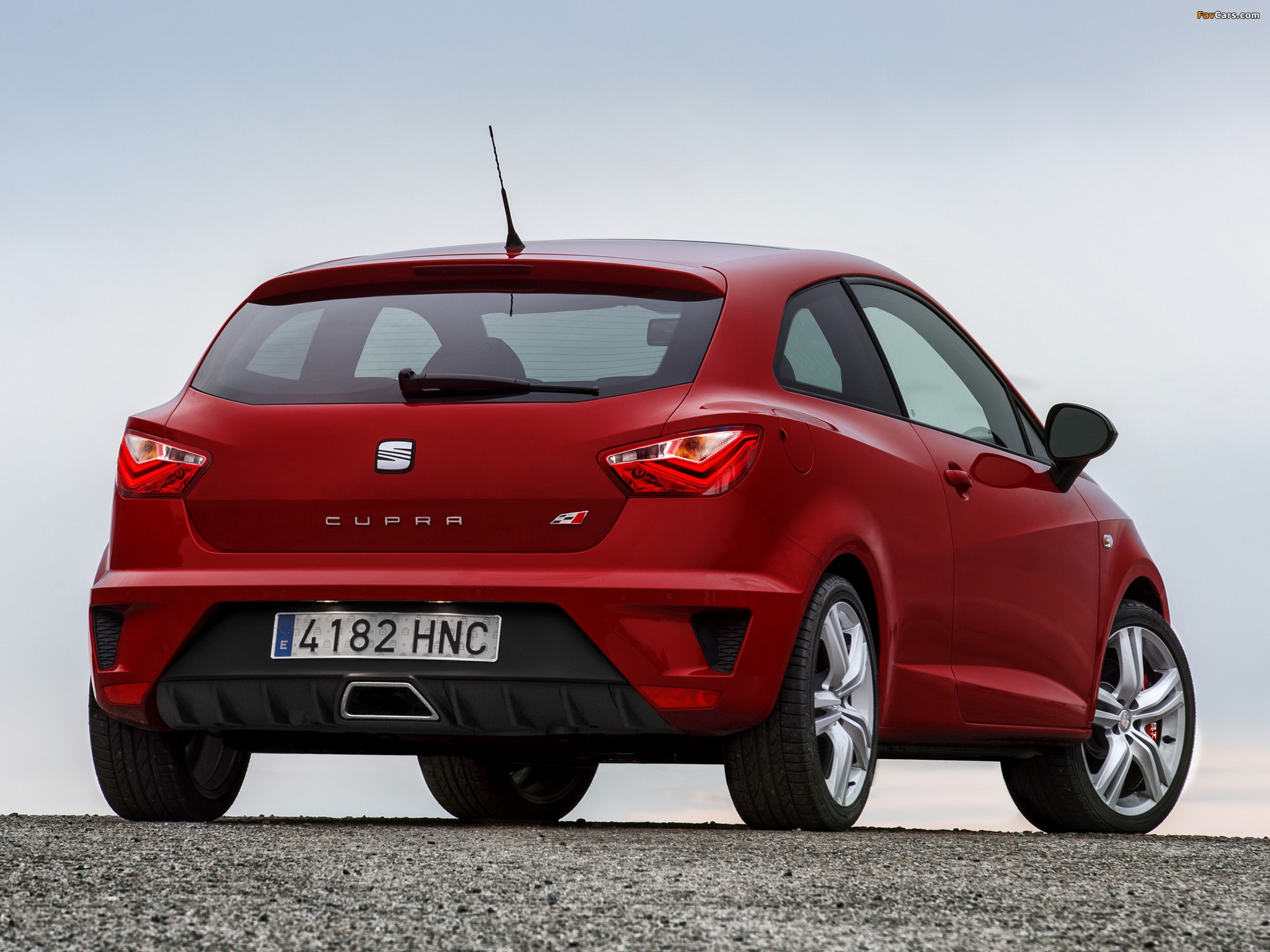 Seat Ibiza Cupra 2012 wallpaper