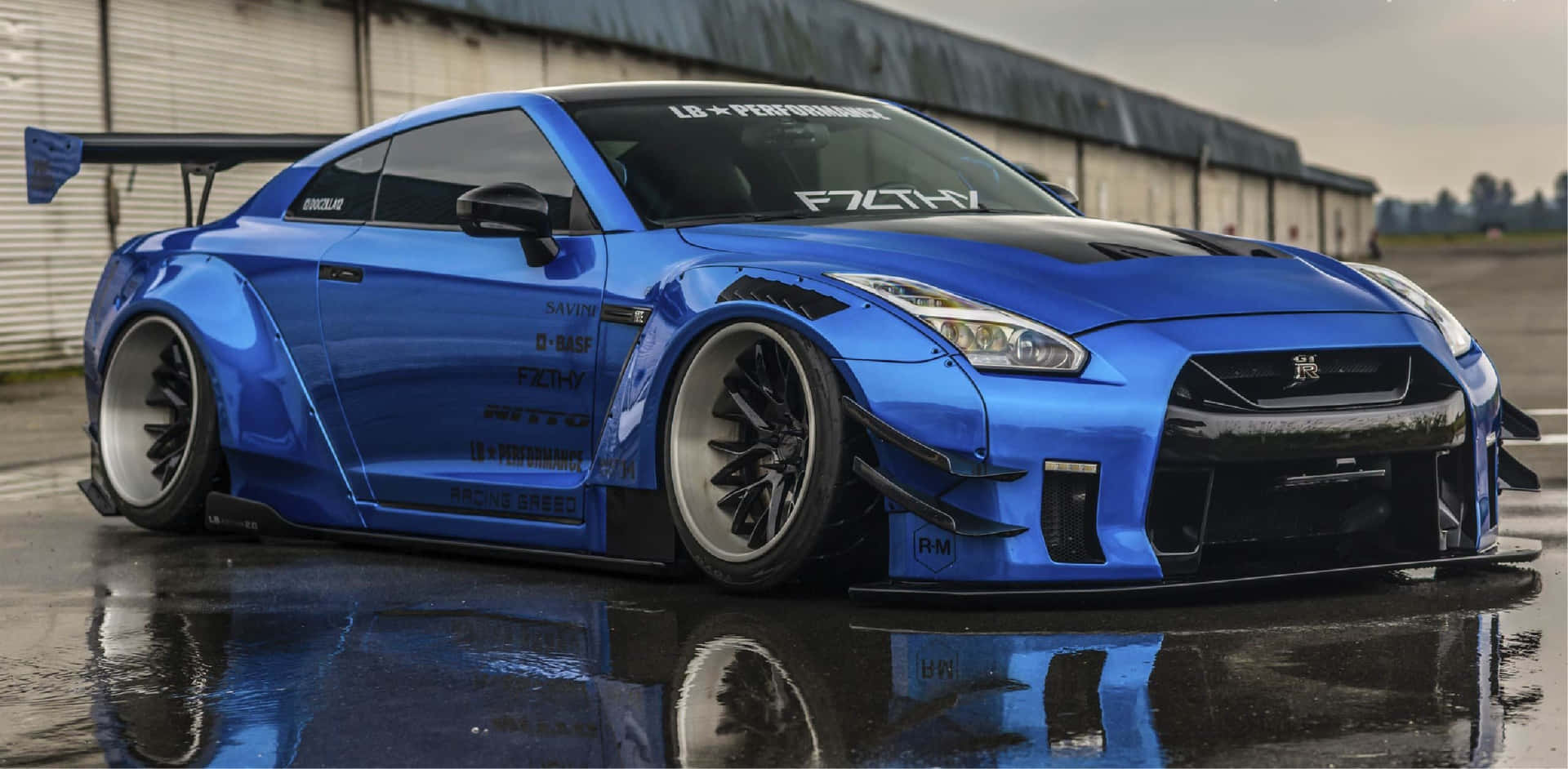 Download Blue Nissan R35 Gtr Desktop Picture