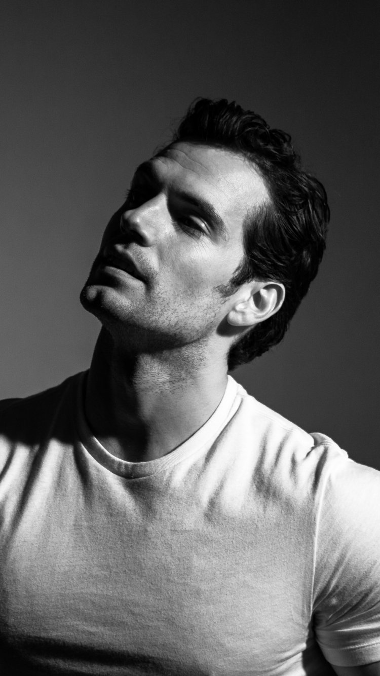 British Actor Celebrity Henry Cavill