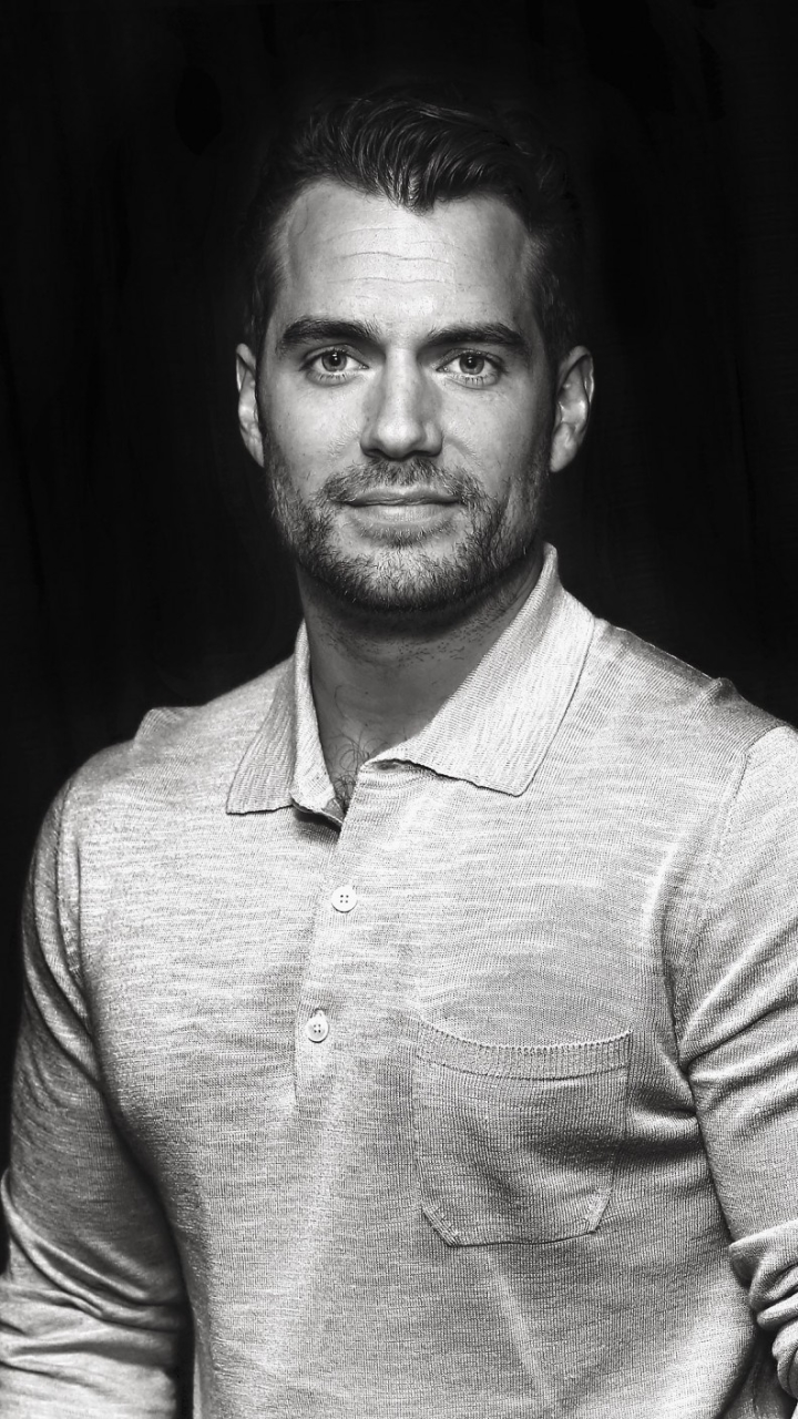 Henry Cavill Phone Wallpaper