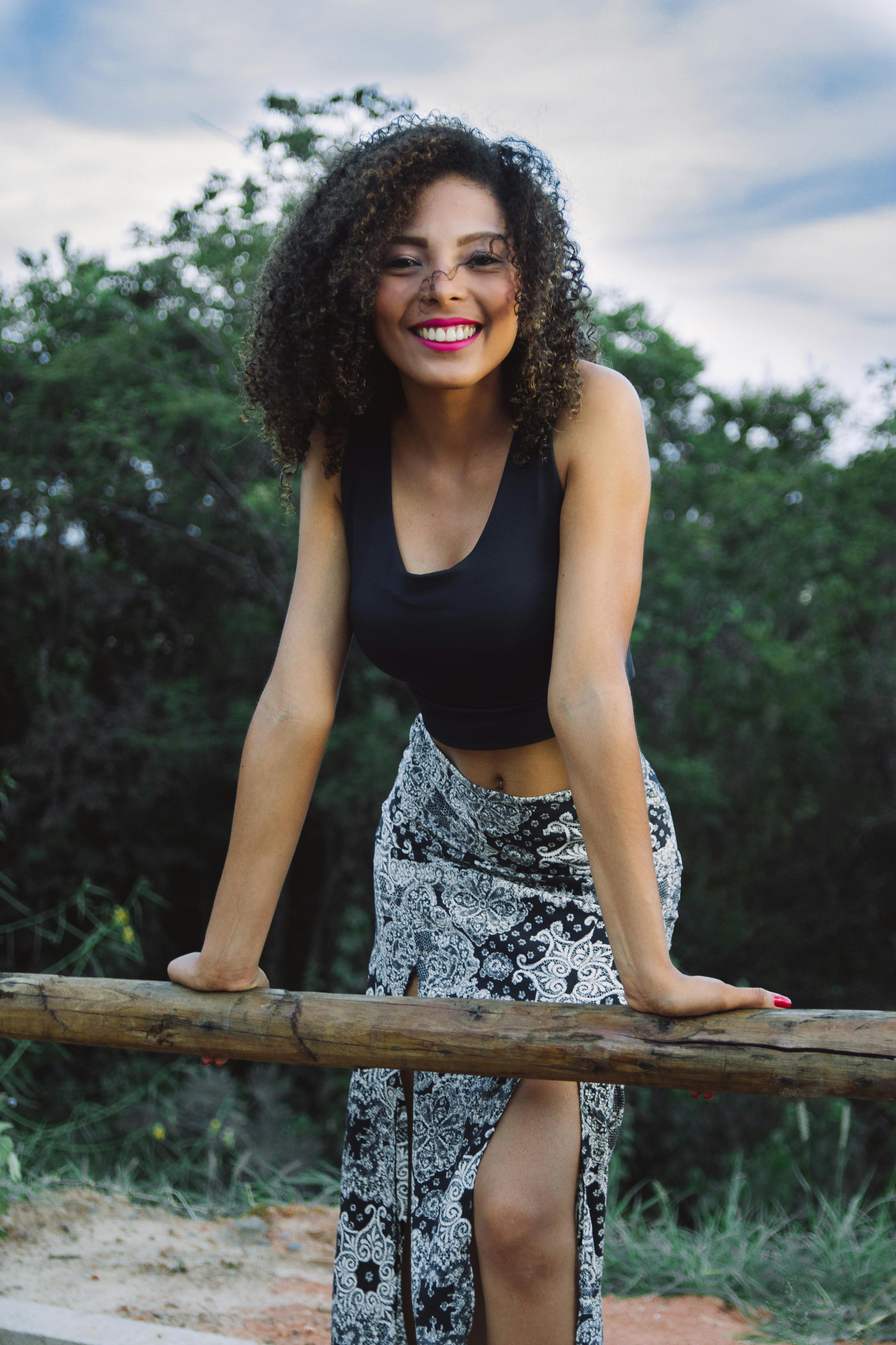 Hispanic Woman & HD Image