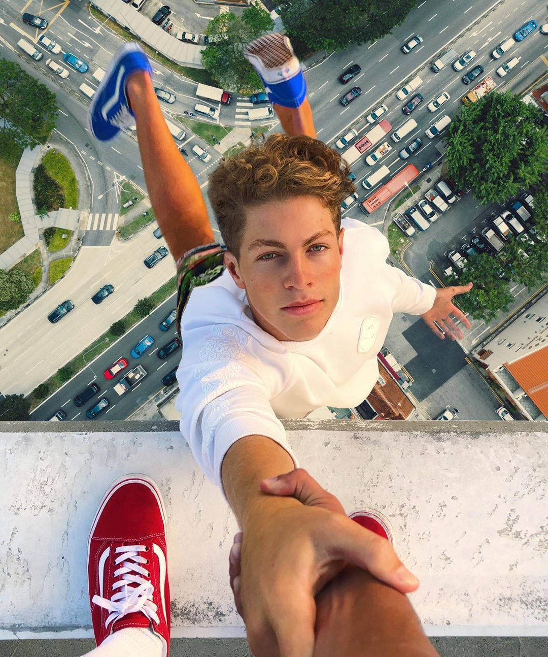 Ben Azelart Wallpaper