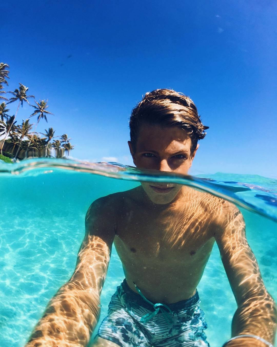 Ben Azelart Wallpaper