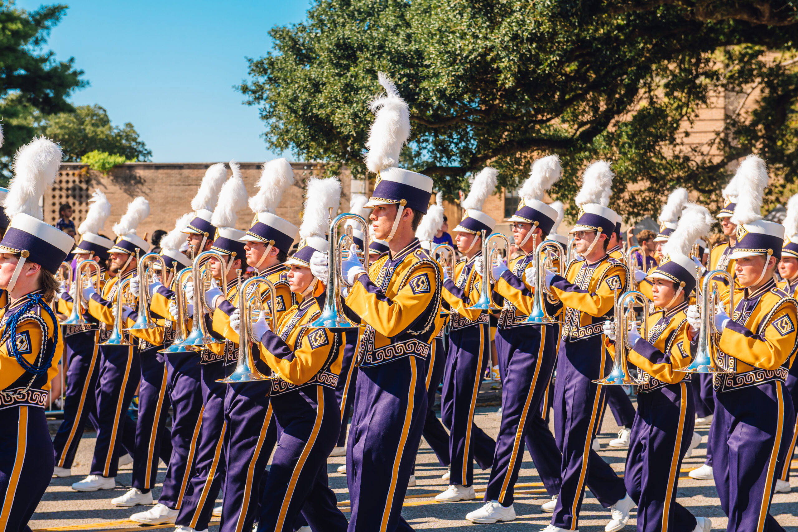 Put your digital screens in football