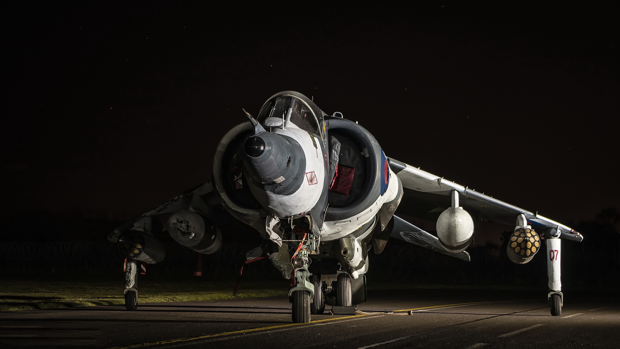 Wallpaper weapons, the plane, RAF
