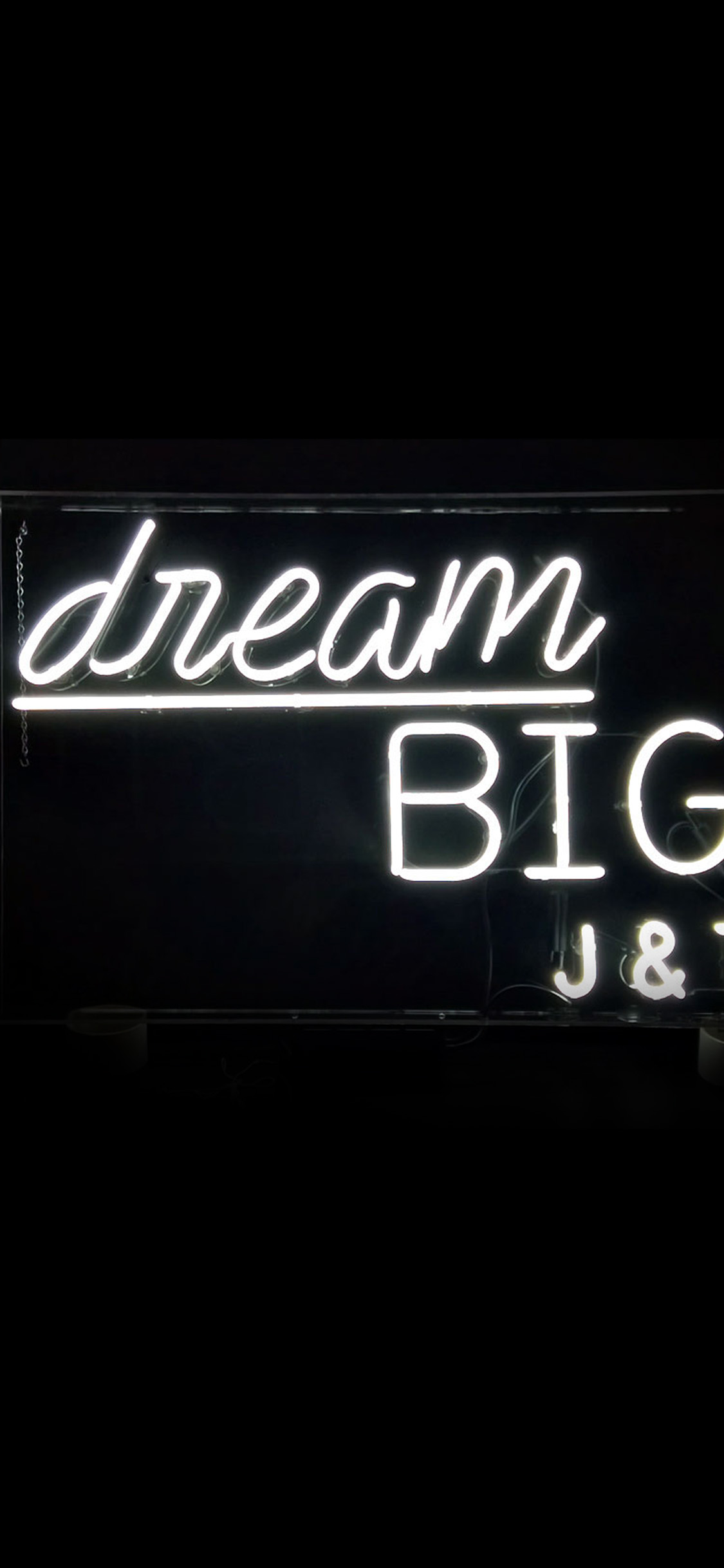 Art Dream Big Dark Quote Wallpaper