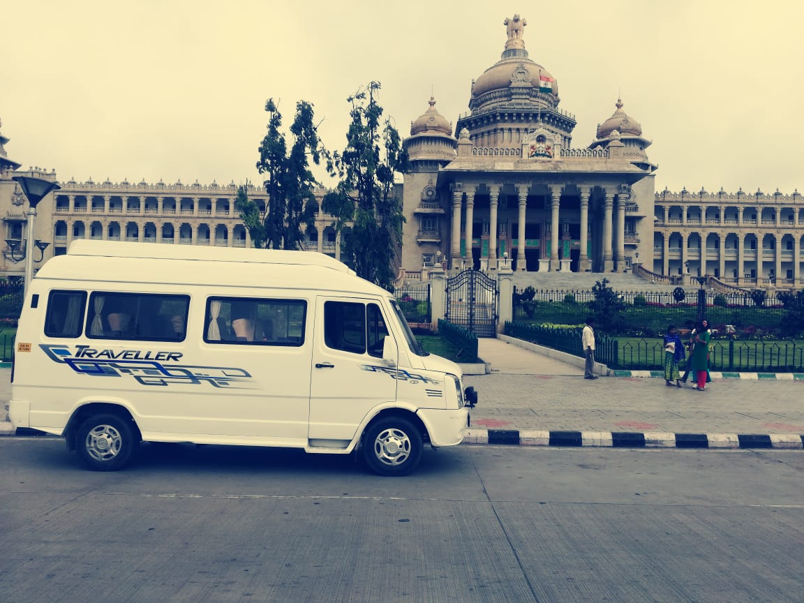 Rent 10 Seater Tempo Traveller In Bangalore