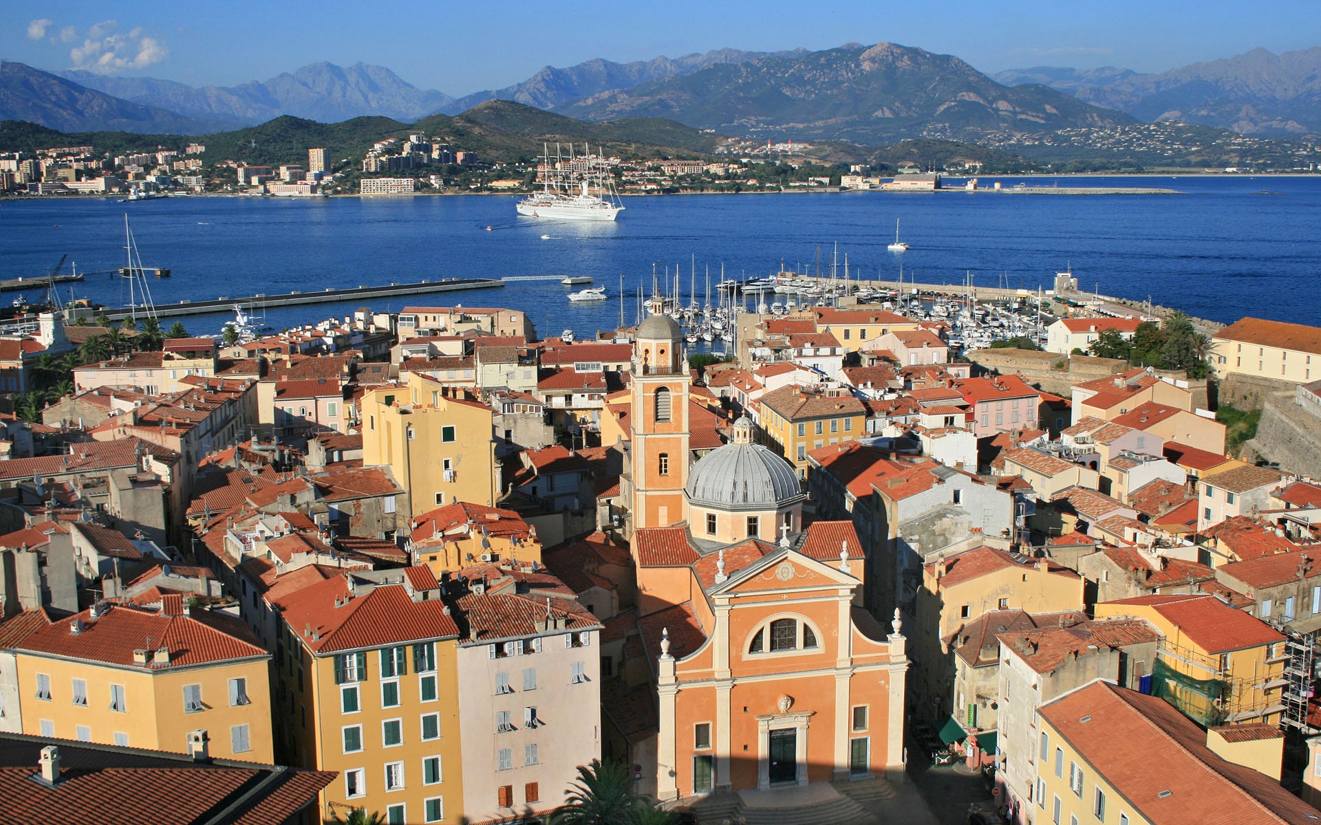 Dormir au centre d'Ajaccio une ou