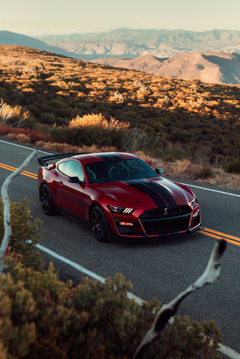 Ford Mustang Shelby GT500 quality free high resolution car image, picture and photo