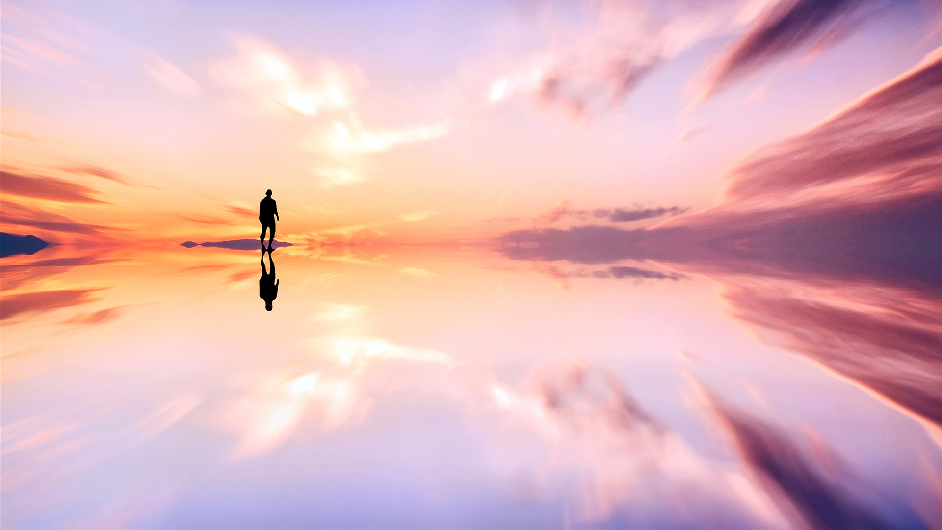 China Qinghai Salt Lake Tourism Sunset