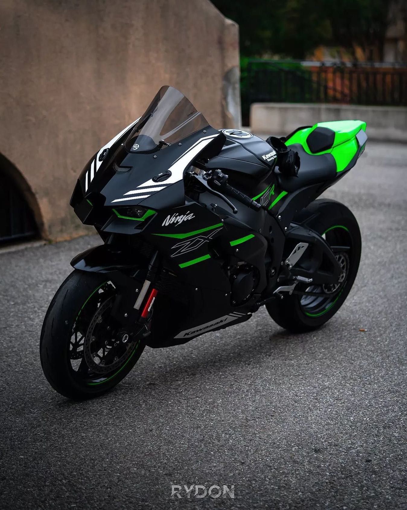 KAWASAKI NINJA WALLPAPER