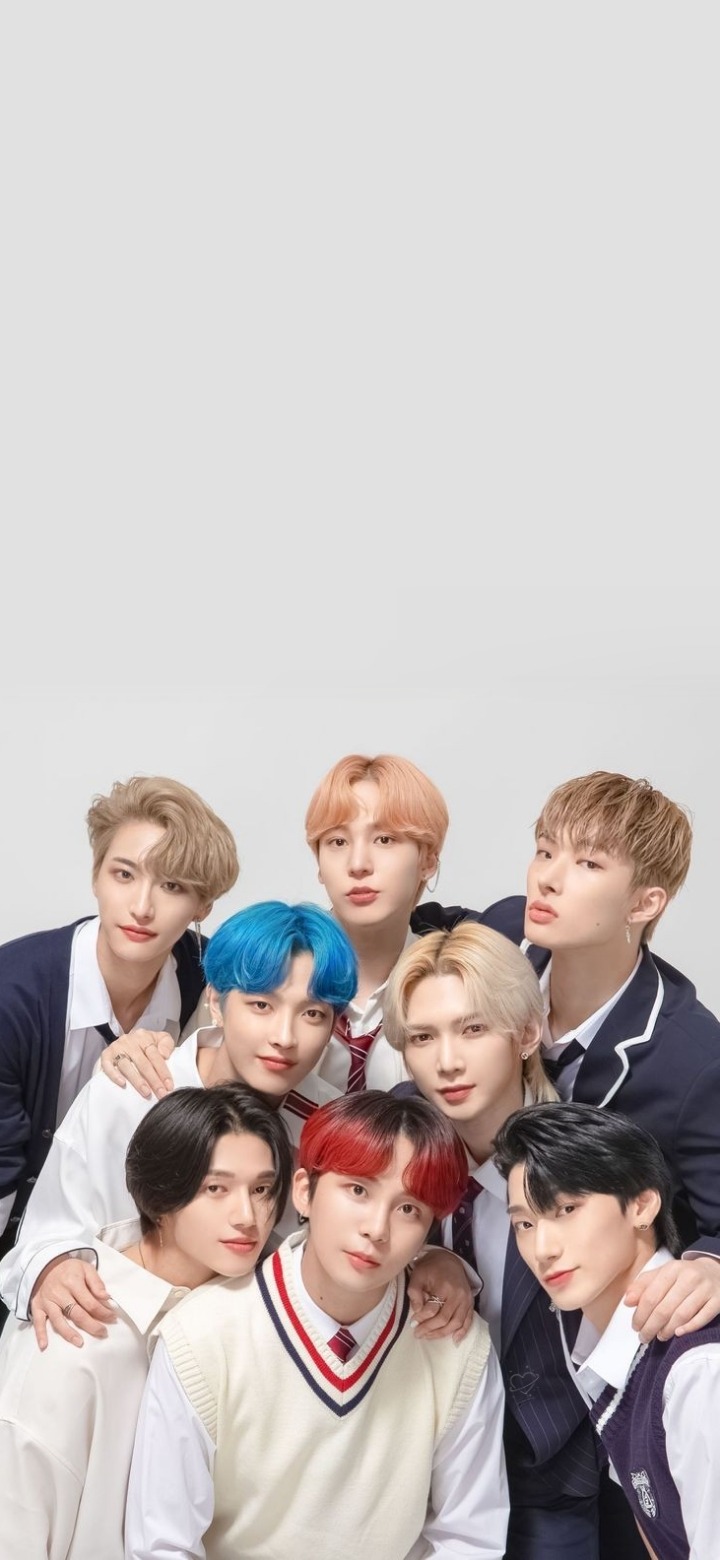 Enhypen, mcnd, ateez, cravity, txt
