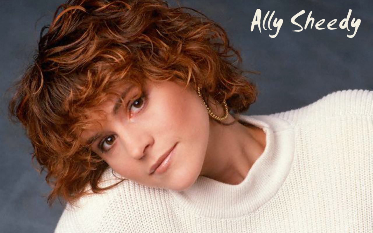 Filmovízia: Ally Sheedy Wallpaper