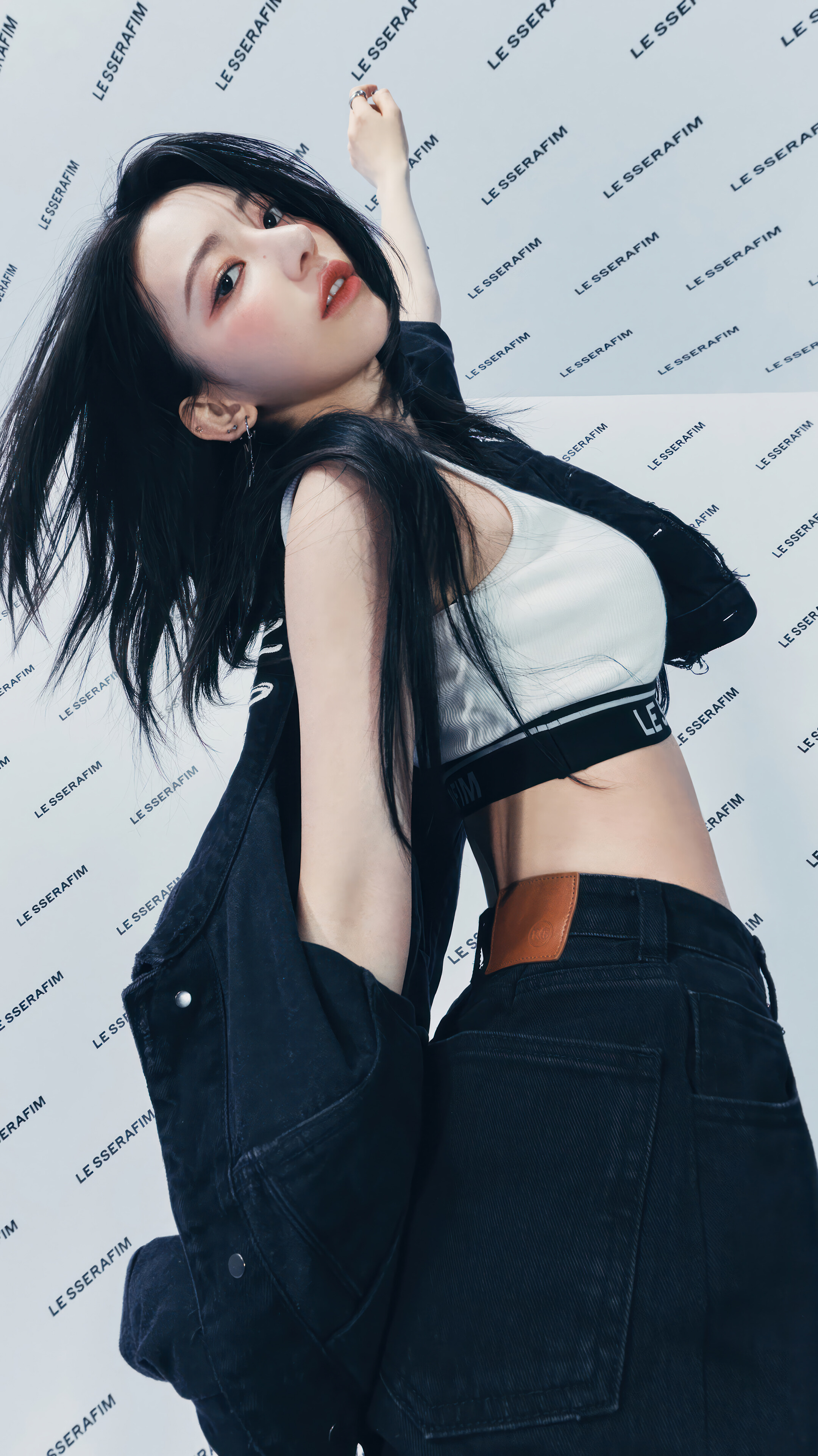 Sakura LE SSERAFIM UNFORGIVEN 4K