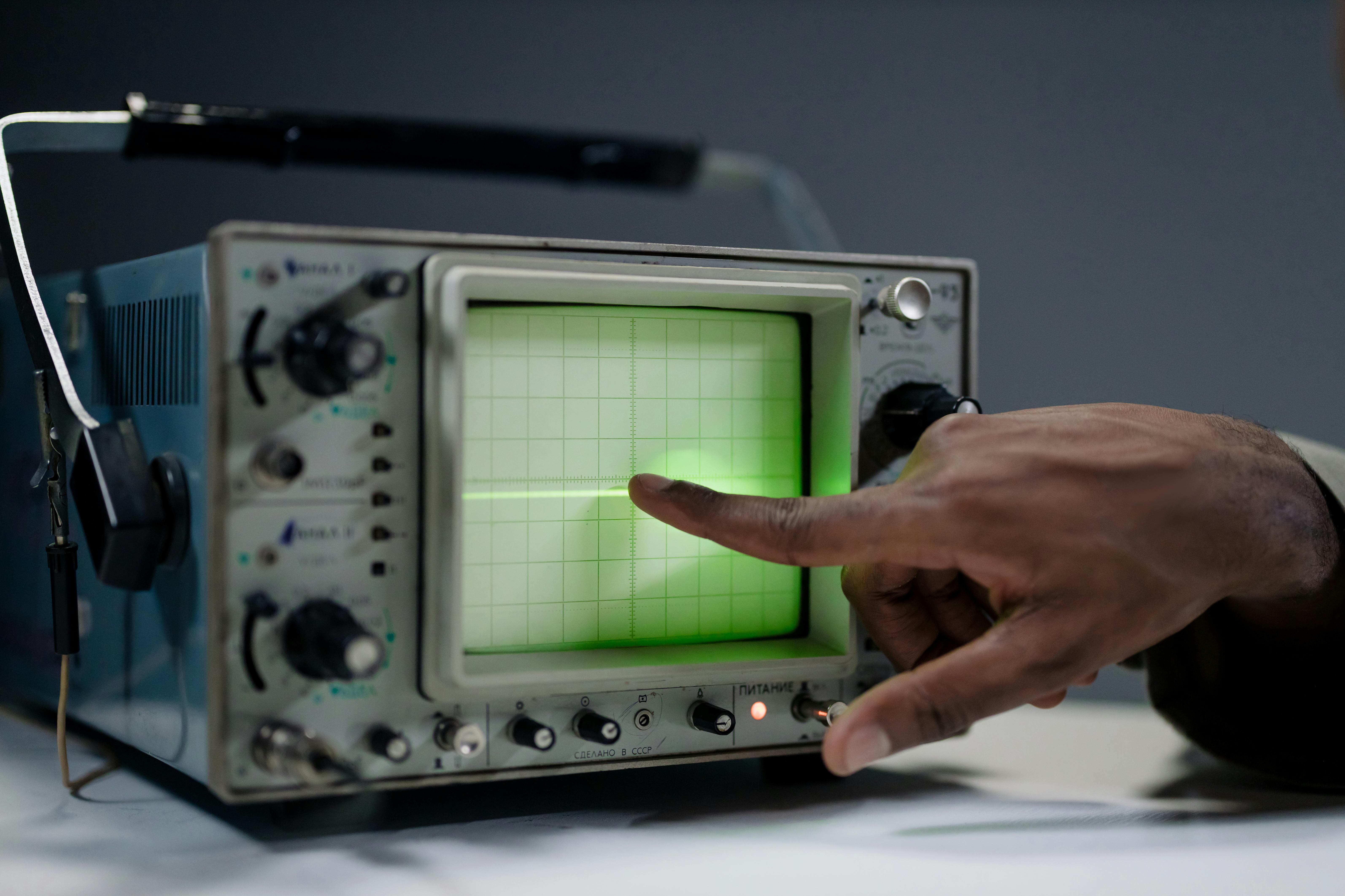 Oscilloscope & HD Image