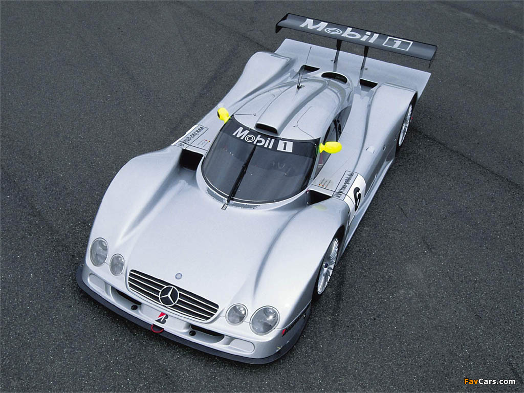 Mercedes Benz CLR 1999 Wallpaper